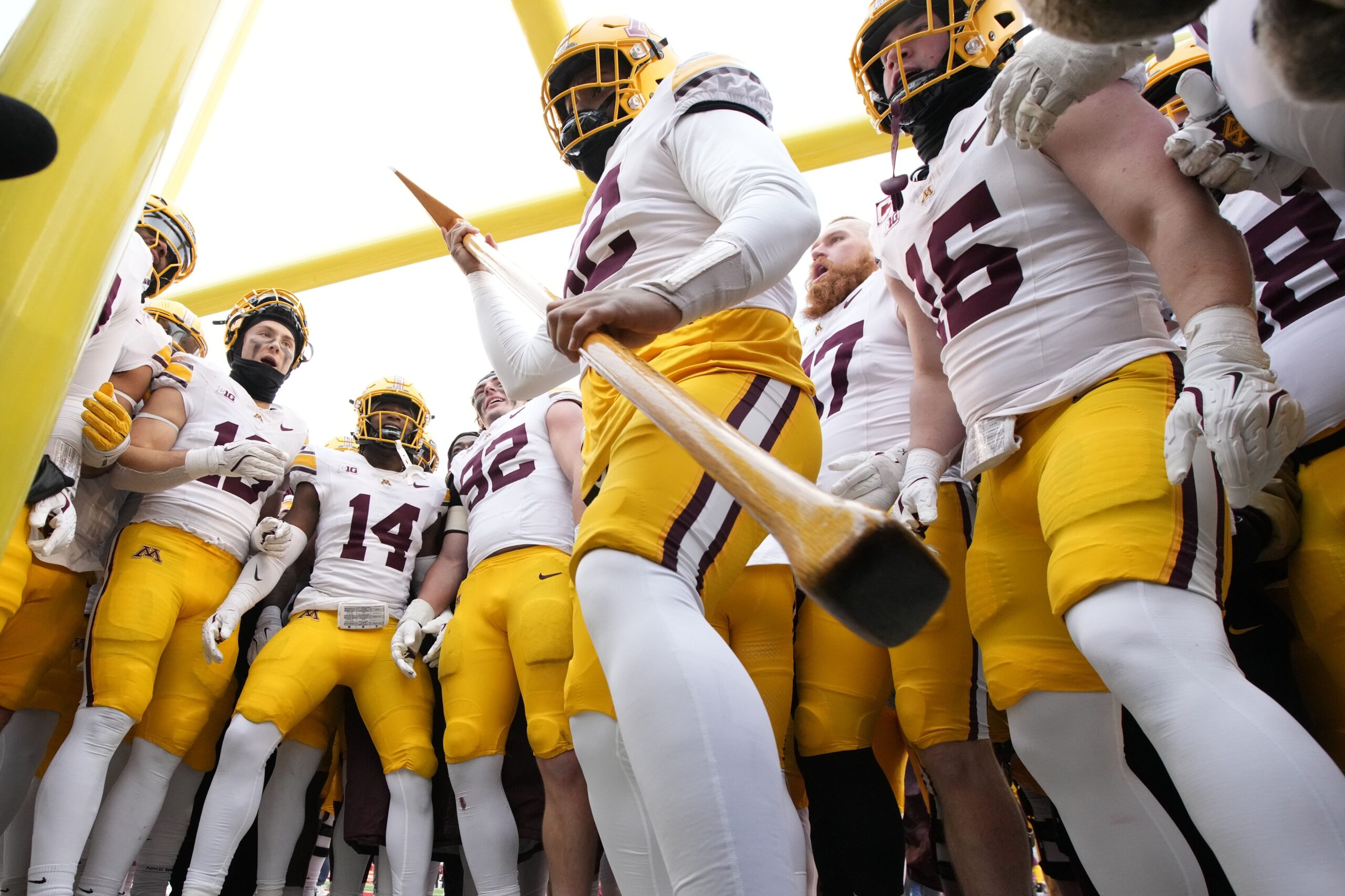 Nebraska vs Minnesota AI Prediction: Free CFB Betting Insights for Oct 17. Credit USA TODAY/IMAGN