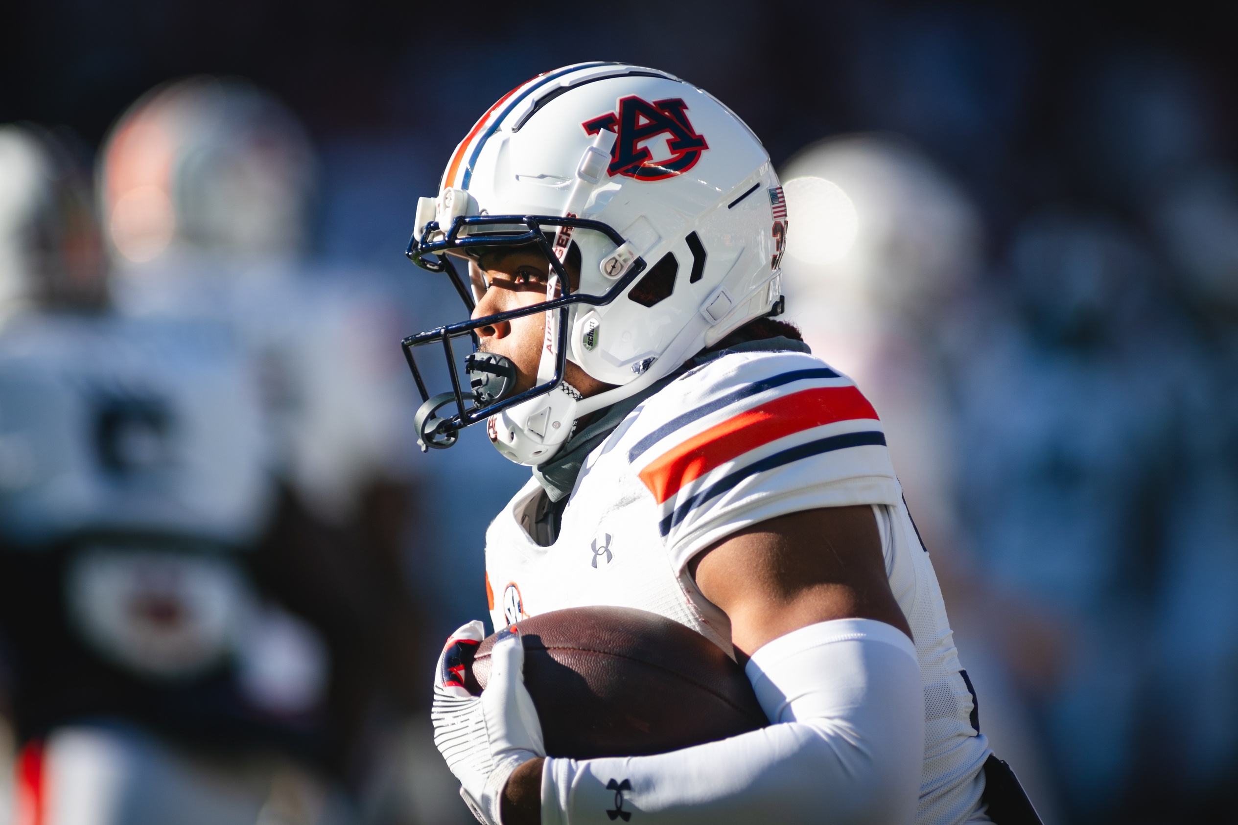 The Ball State Cardinals are set to open their 2025 season on the road at Auburn on September 6, facing an SEC-loaded Tigers team that aims to rebound after a turbulent 2024 and solid showing in their opener. Auburn enters as a heavy favorite, though concerns linger around turnover margin and quarterback consistency following offseason roster shifts. Ball State vs Auburn AI Prediction: Free CFB Betting Insights for Sep 06. Credit USA TODAY/IMAGN