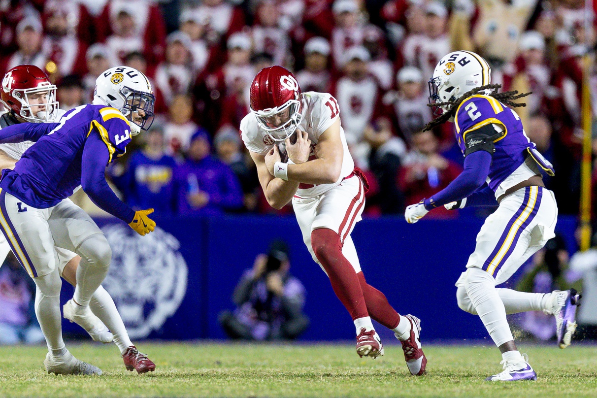 FCS powerhouse Illinois State opens its 2025 campaign on the road, taking on the Oklahoma Sooners—a program seeking redemption after a challenging 2024 season in their SEC debut. What reads as a lopsided mismatch on paper still offers Illinois State a chance to showcase depth and grit while Oklahoma aims for a confident statement at home. Illinois State vs Oklahoma AI Prediction: Free CFB Betting Insights for Aug 30. Credit USA TODAY/IMAGN