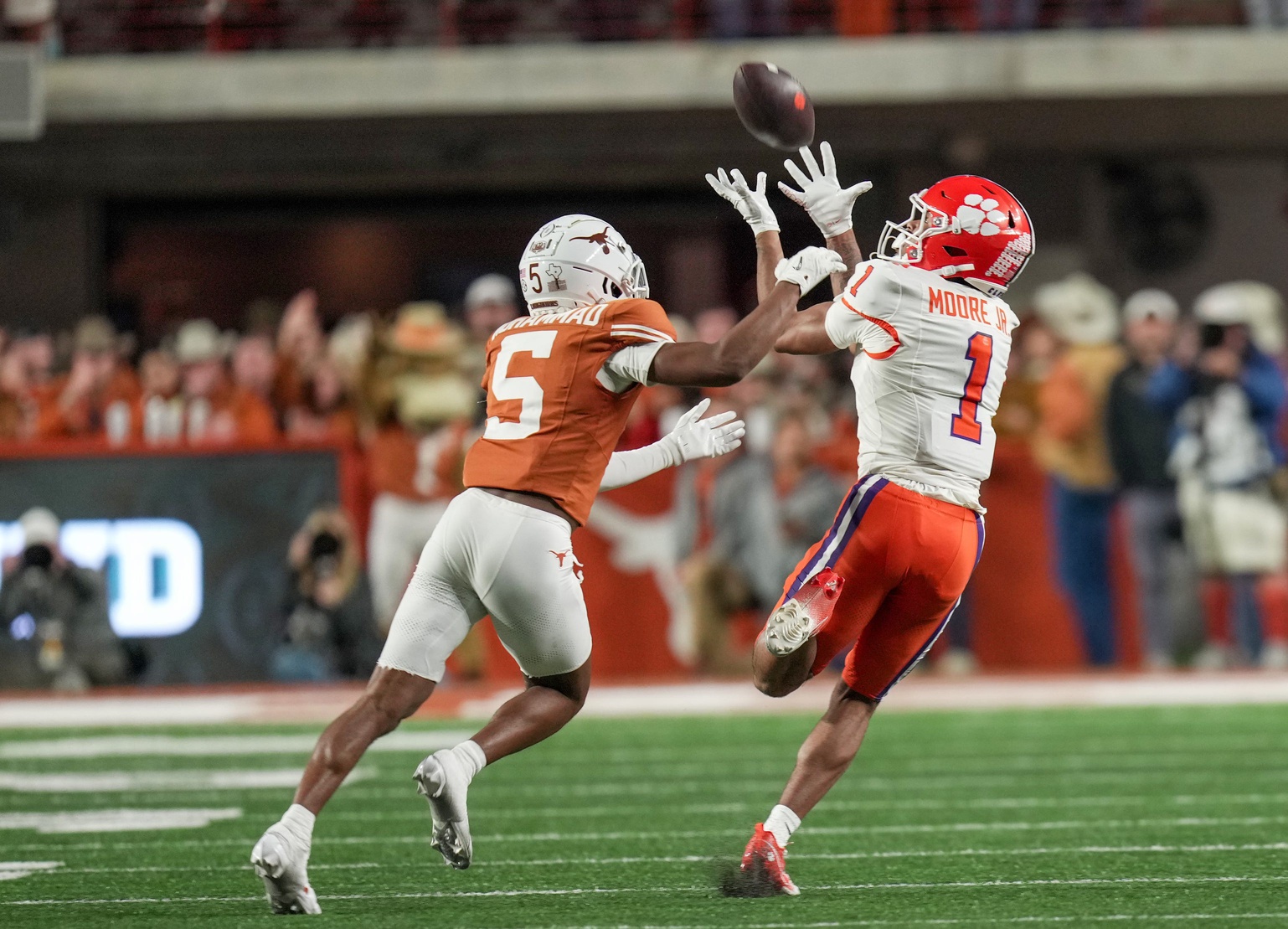 SMU vs Clemson AI Prediction: Free CFB Betting Insights for Oct 18. Credit USA TODAY/IMAGN