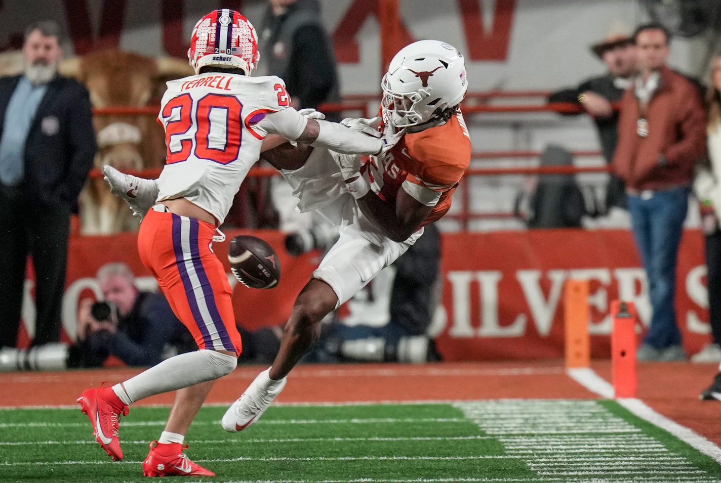 Florida State vs Clemson AI Prediction: Free CFB Betting Insights for Nov 08. Credit USA TODAY/IMAGN