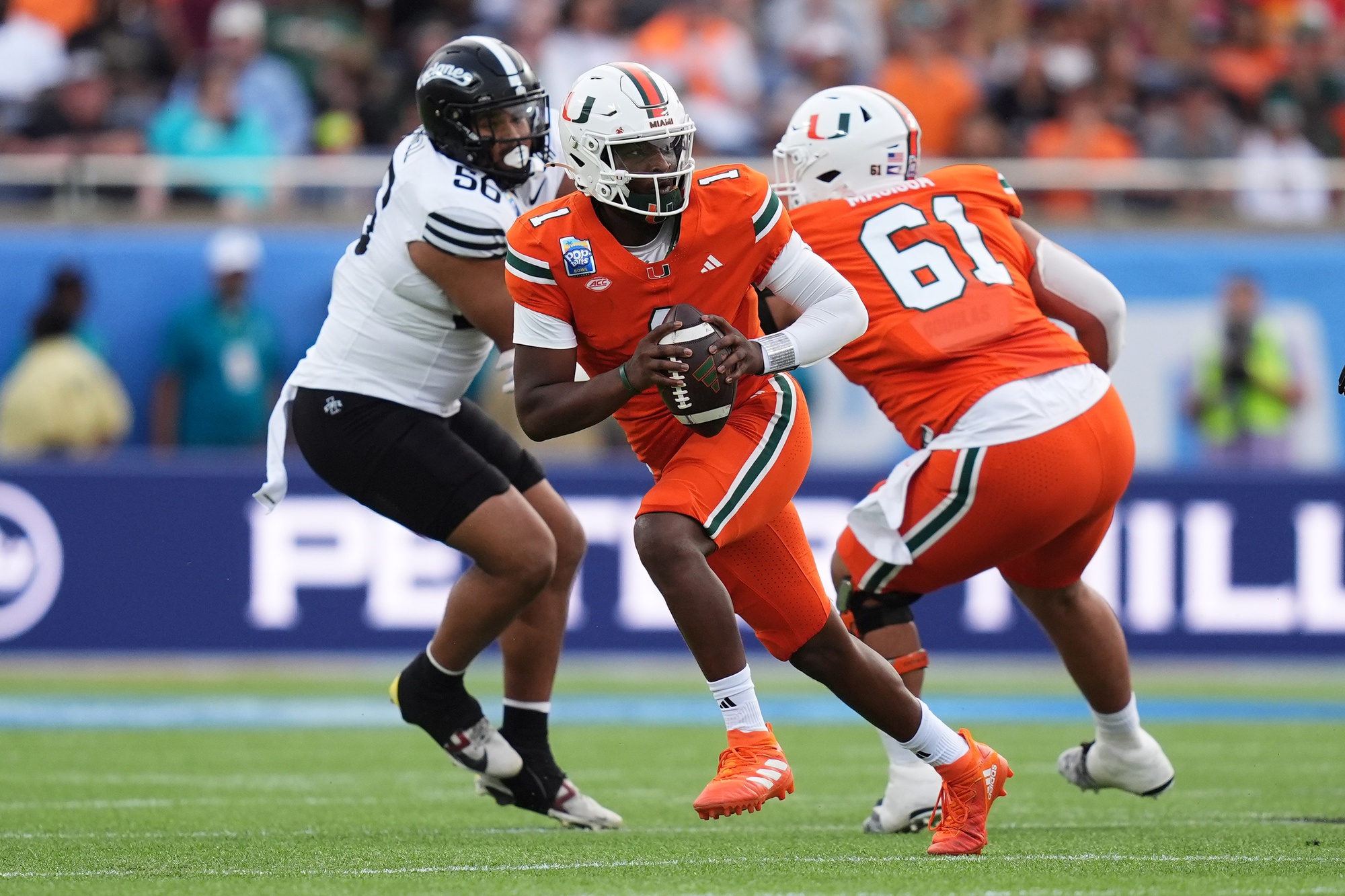  Louisville vs Miami AI Prediction: Free CFB Betting Insights for Oct 17. Credit USA TODAY/IMAGN
