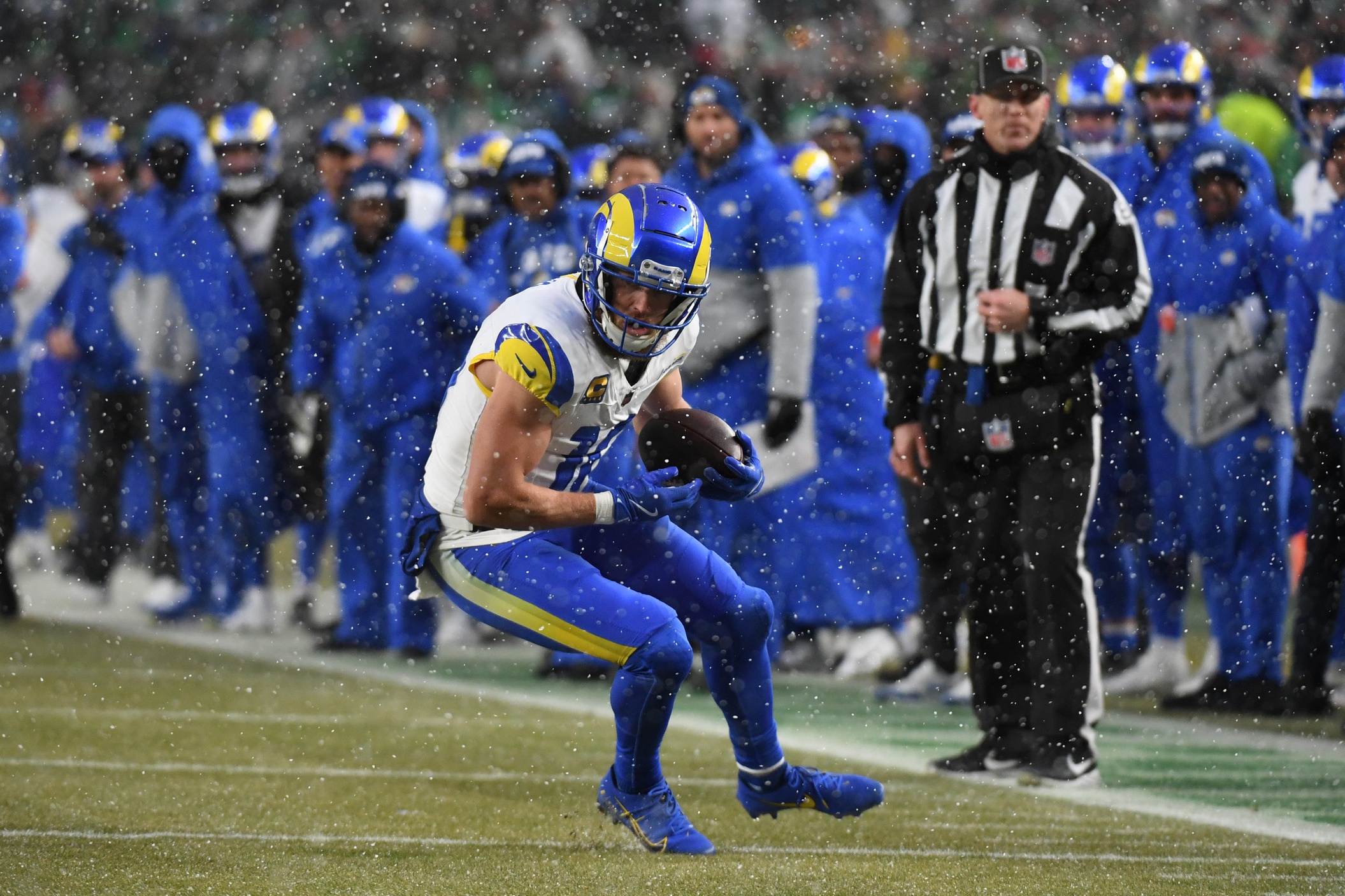  Seattle vs Los Angeles AI Prediction: Free NFL Betting Insights for Nov 16. Credit USA TODAY/IMAGN