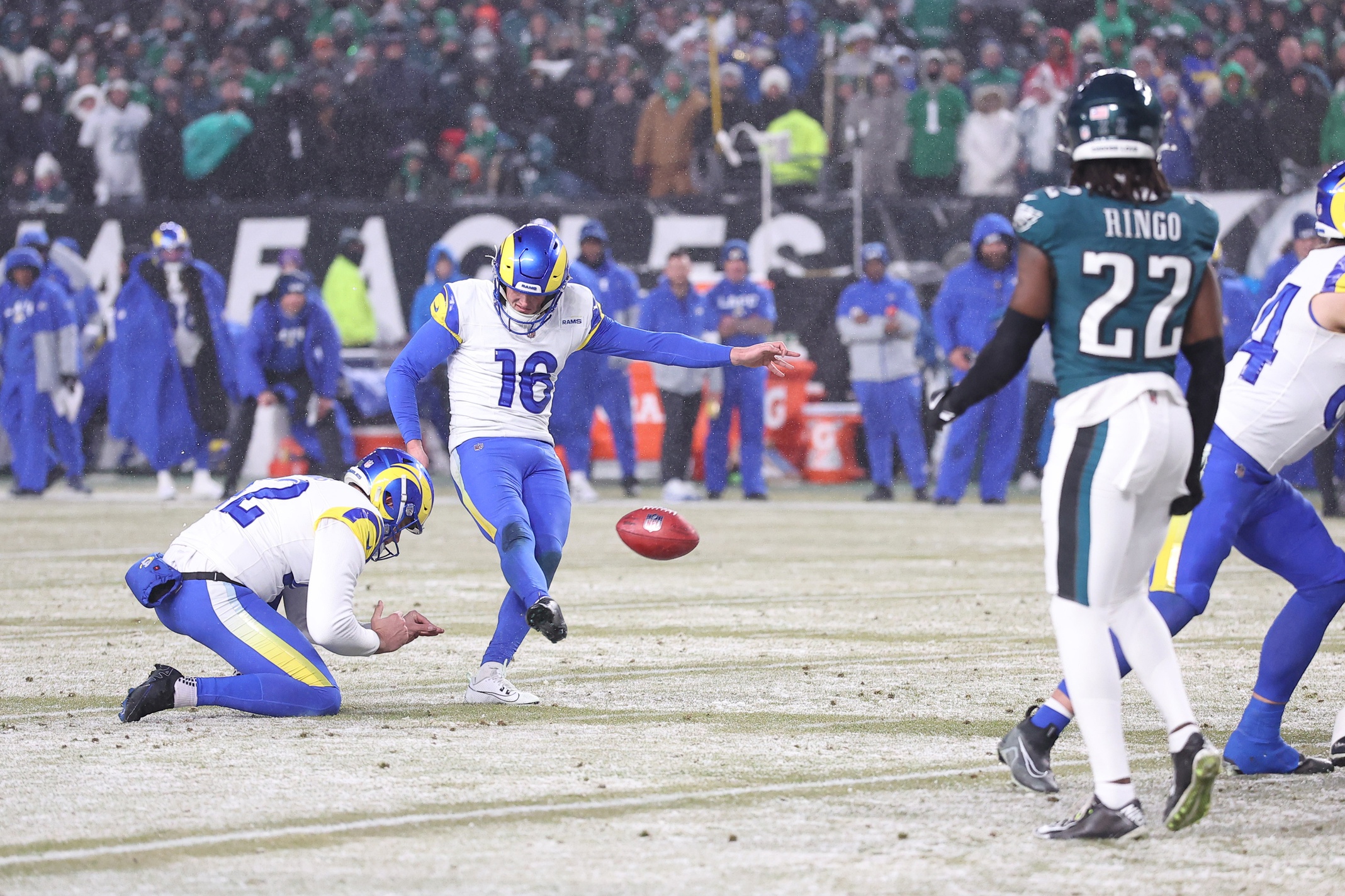  Los Angeles vs Arizona AI Prediction: Free NFL Betting Insights for Dec 07. Credit USA TODAY/IMAGN