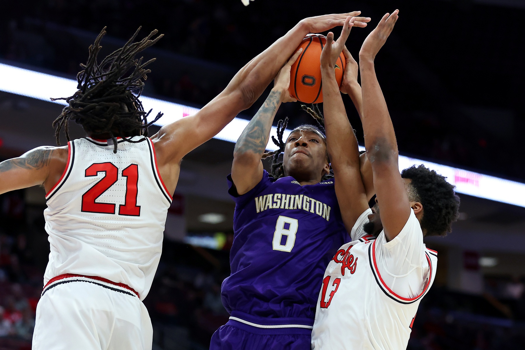 UCLA vs Washington AI Prediction: Free CBB Betting Insights for Jan 01. Credit USA TODAY/IMAGN