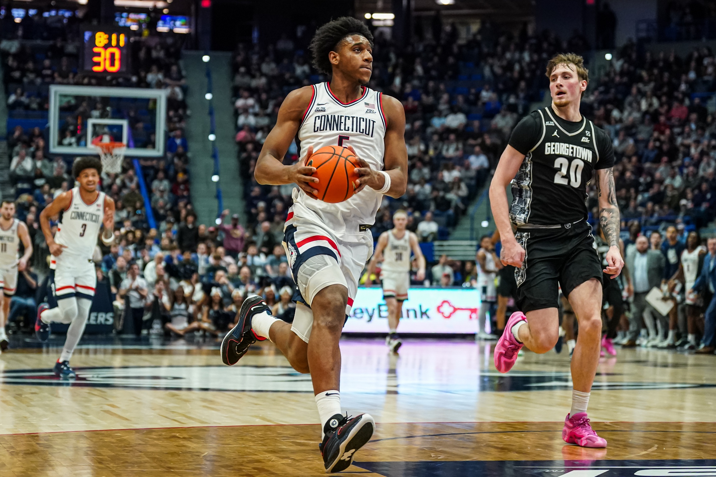  Georgetown vs UConn AI Prediction: Free CBB Betting Insights for Jan 01. Credit USA TODAY/IMAGN