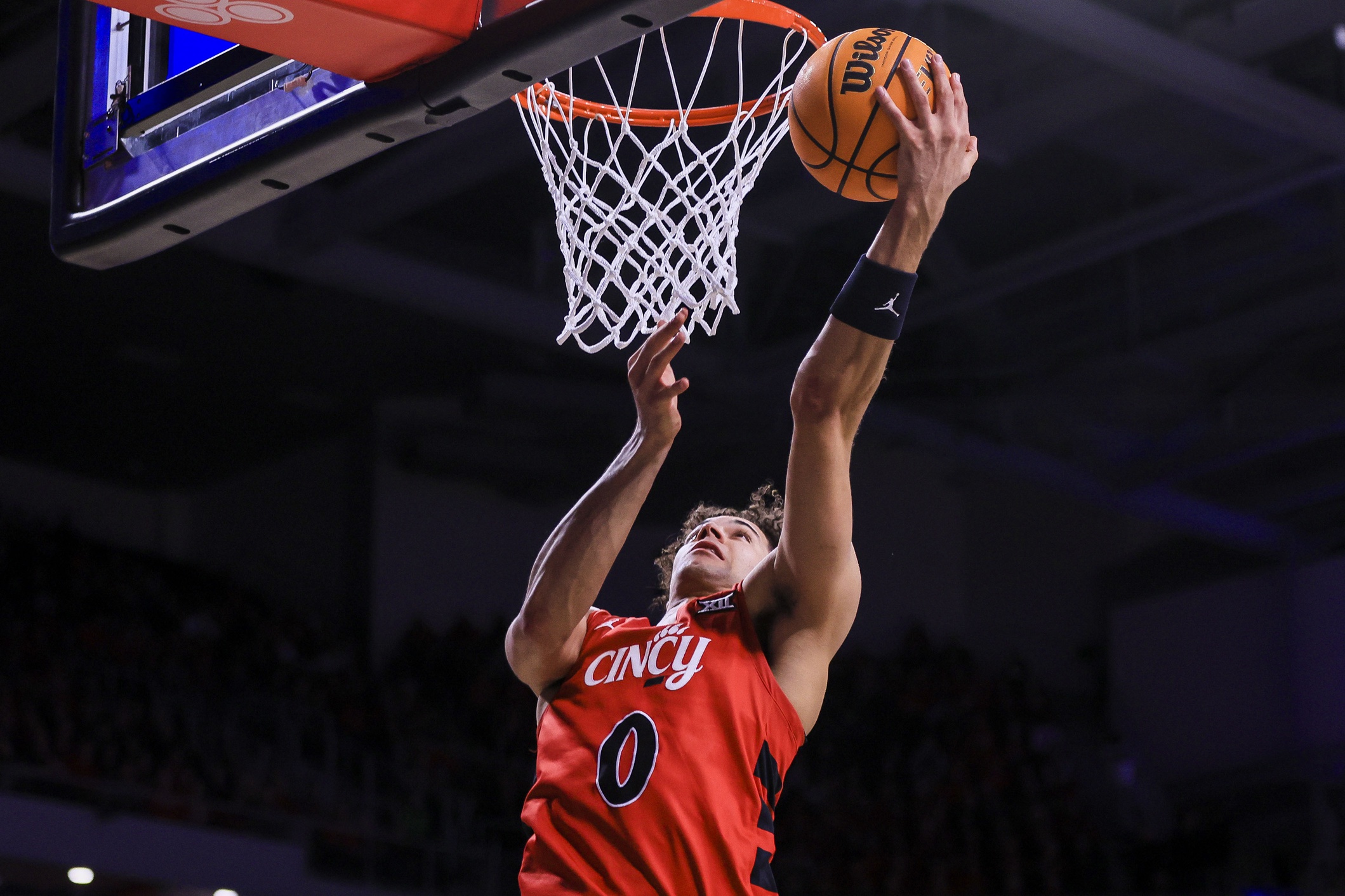  West Virginia vs Cincinnati AI Prediction: Free CBB Betting Insights for Jan 01. Credit USA TODAY/IMAGN