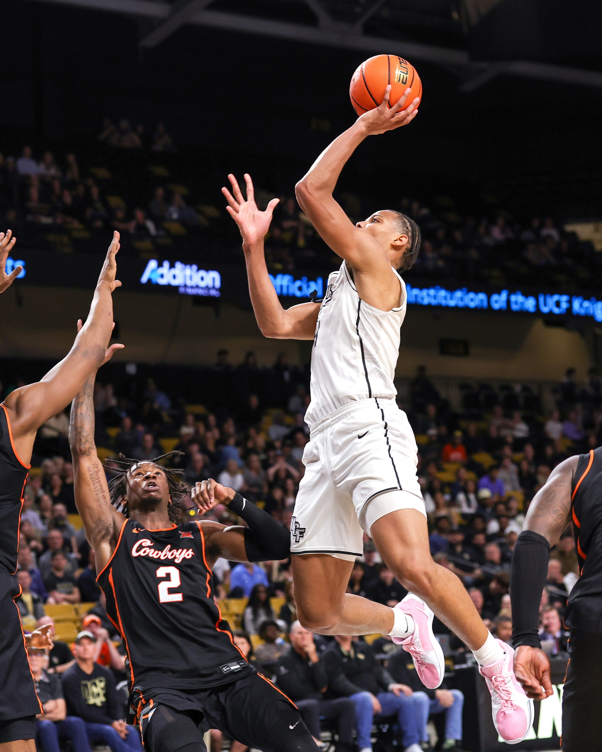 Arizona vs UCF AI Prediction: Free CBB Betting Insights for Jan 01. Credit USA TODAY/IMAGN
