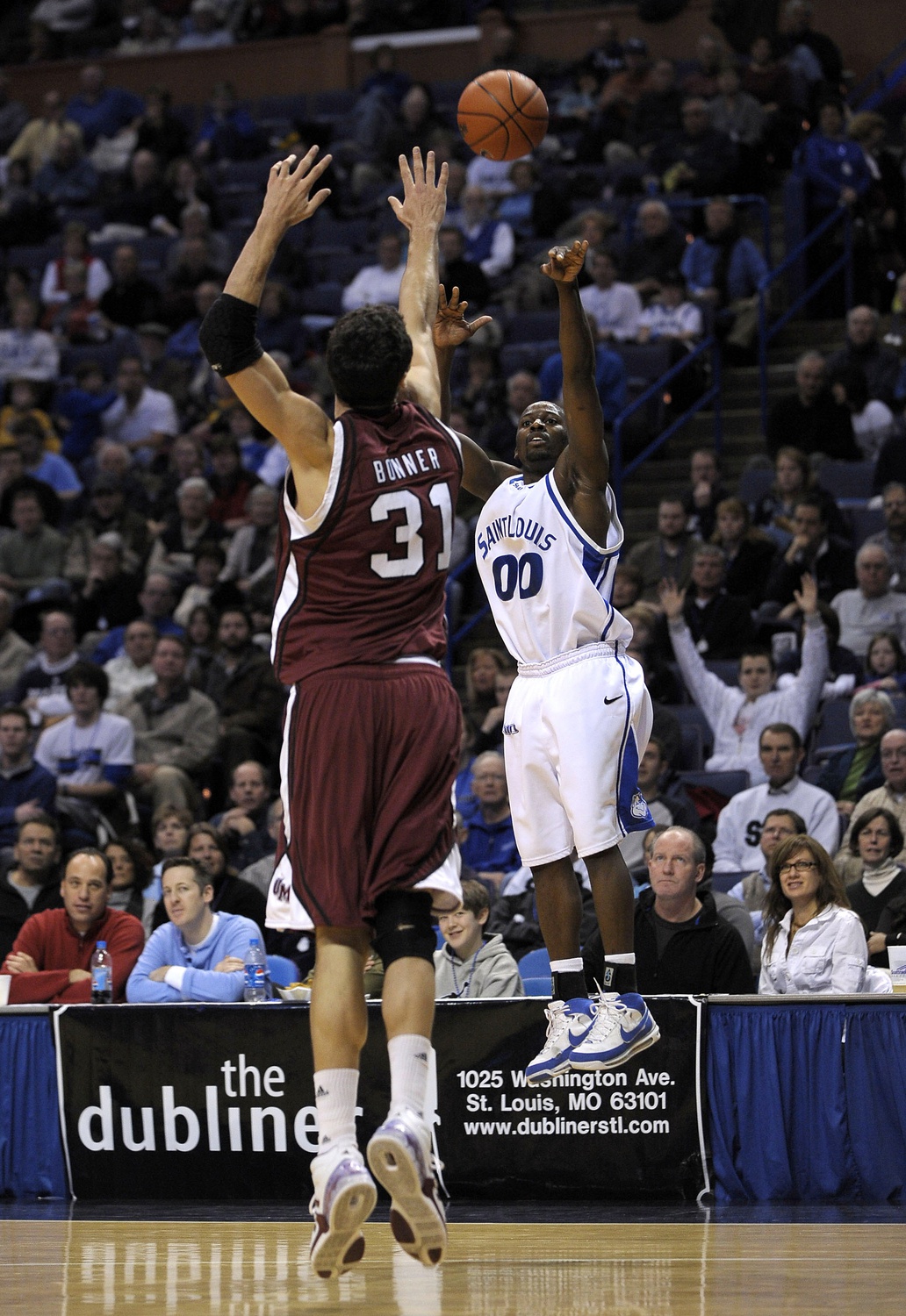 Saint Louis vs Loyola Chicago AI Prediction: Free CBB Betting Insights for Jan 01. Credit USA TODAY/IMAGN