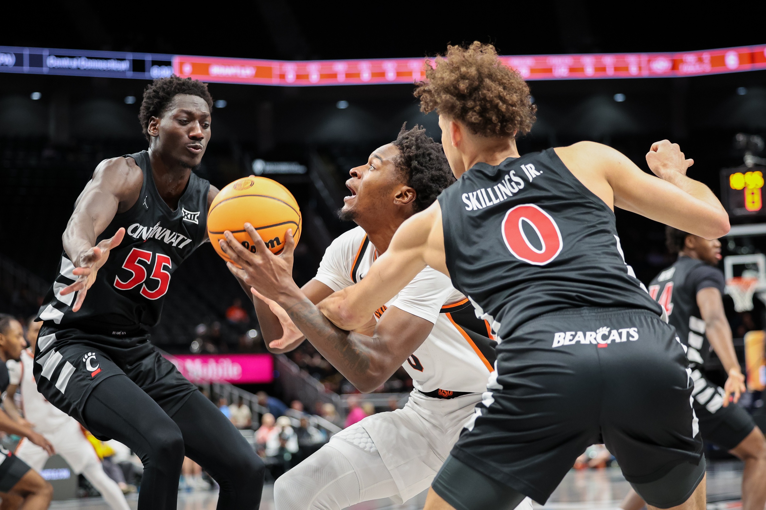  Baylor vs Oklahoma State AI Prediction: Free CBB Betting Insights for Jan 01. Credit USA TODAY/IMAGN