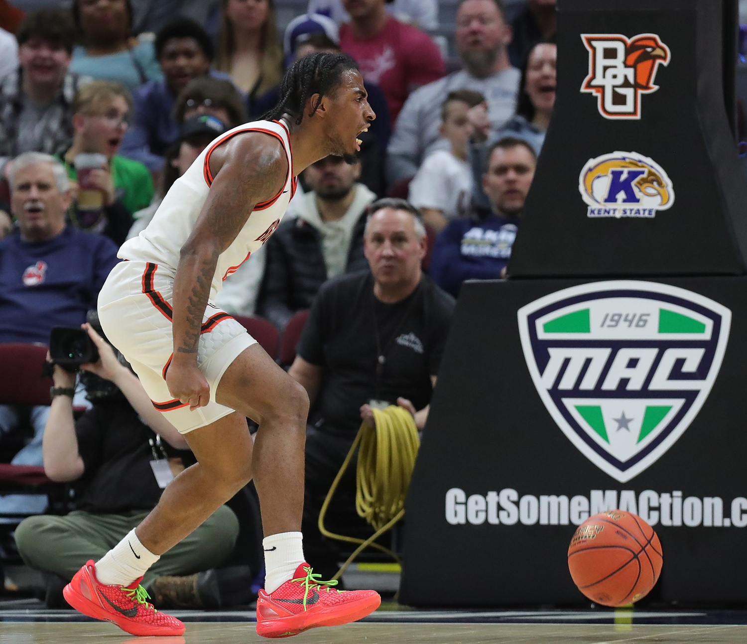 Buffalo vs Bowling Green AI Prediction: Free CBB Betting Insights for Jan 01. Credit USA TODAY/IMAGN