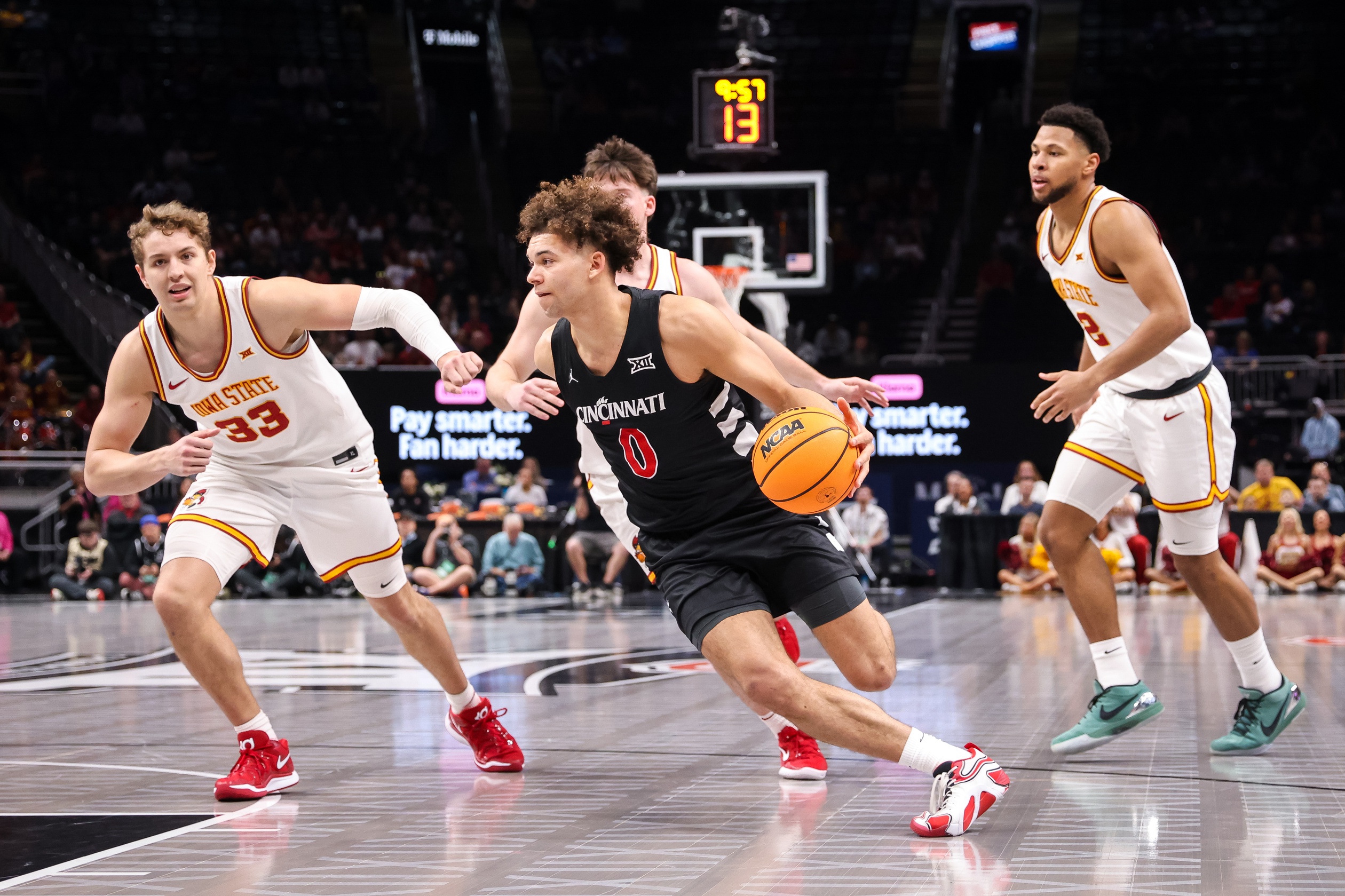  Utah vs Cincinnati AI Prediction: Free CBB Betting Insights for Jan 01. Credit USA TODAY/IMAGN