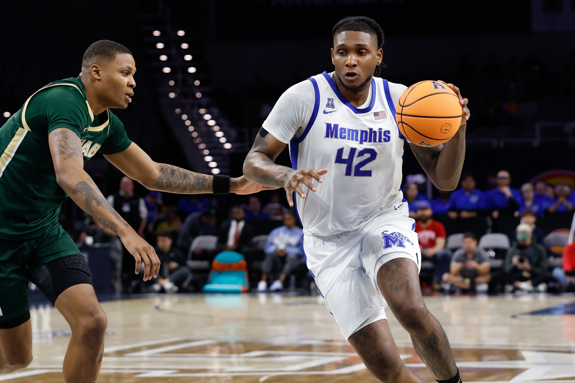  Memphis vs Wichita State AI Prediction: Free CBB Betting Insights for Jan 01. Credit USA TODAY/IMAGN