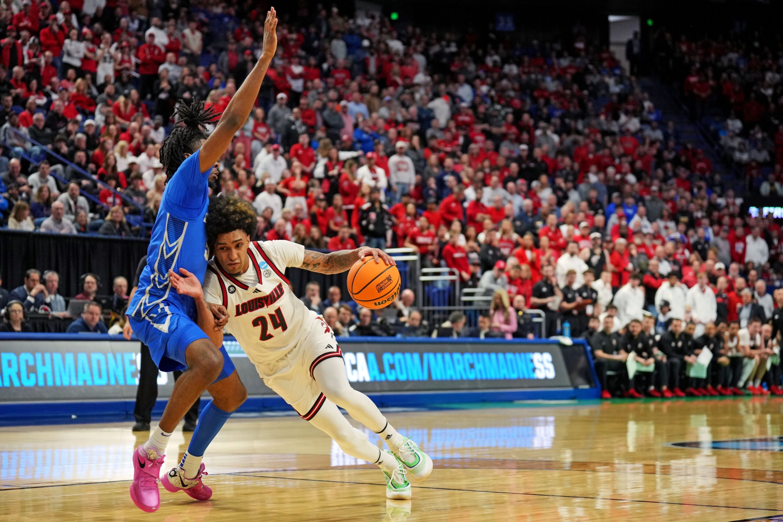 Louisville vs Pitt AI Prediction: Free CBB Betting Insights for Jan 01. Credit USA TODAY/IMAGN