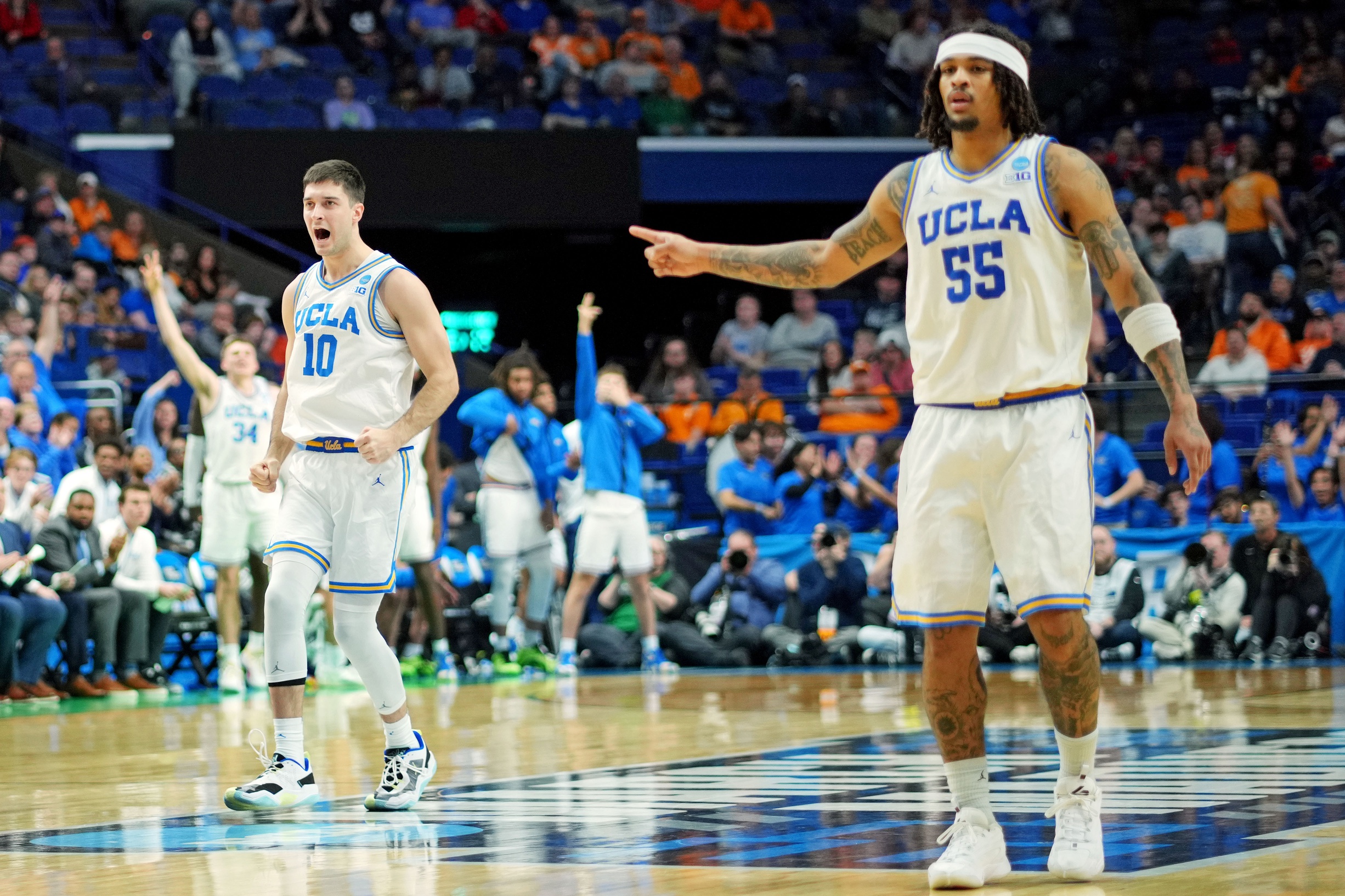 Washington vs UCLA AI Prediction: Free CBB Betting Insights for Jan 01. Credit USA TODAY/IMAGN