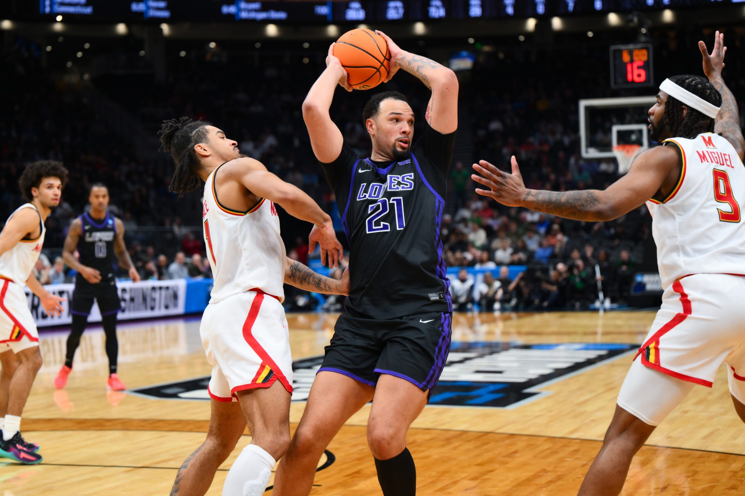Grand Canyon vs Hawaii AI Prediction: Free CBB Betting Insights for Jan 01. Credit USA TODAY/IMAGN
