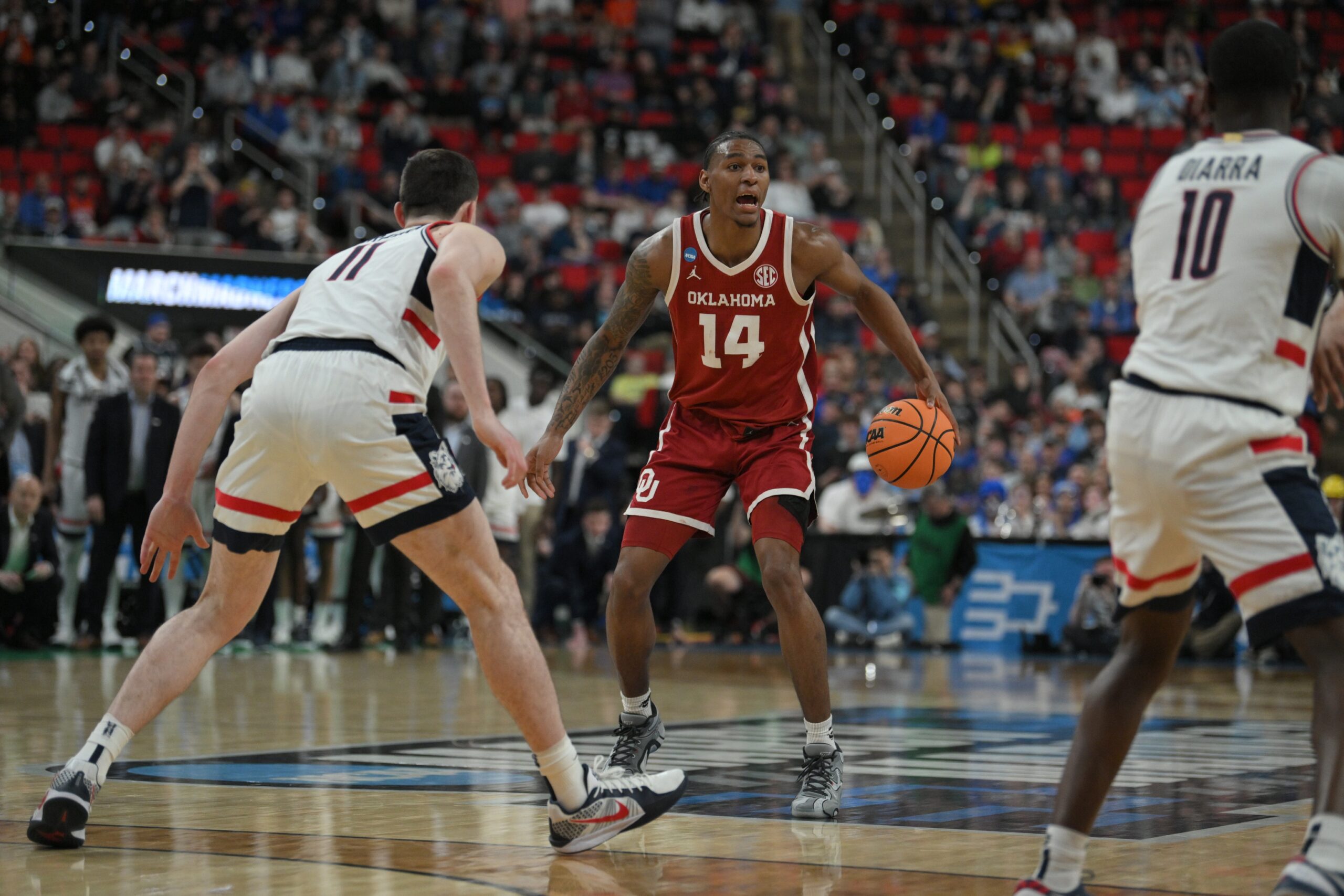  Auburn vs Oklahoma AI Prediction: Free CBB Betting Insights for Feb 24. Credit USA TODAY/IMAGN