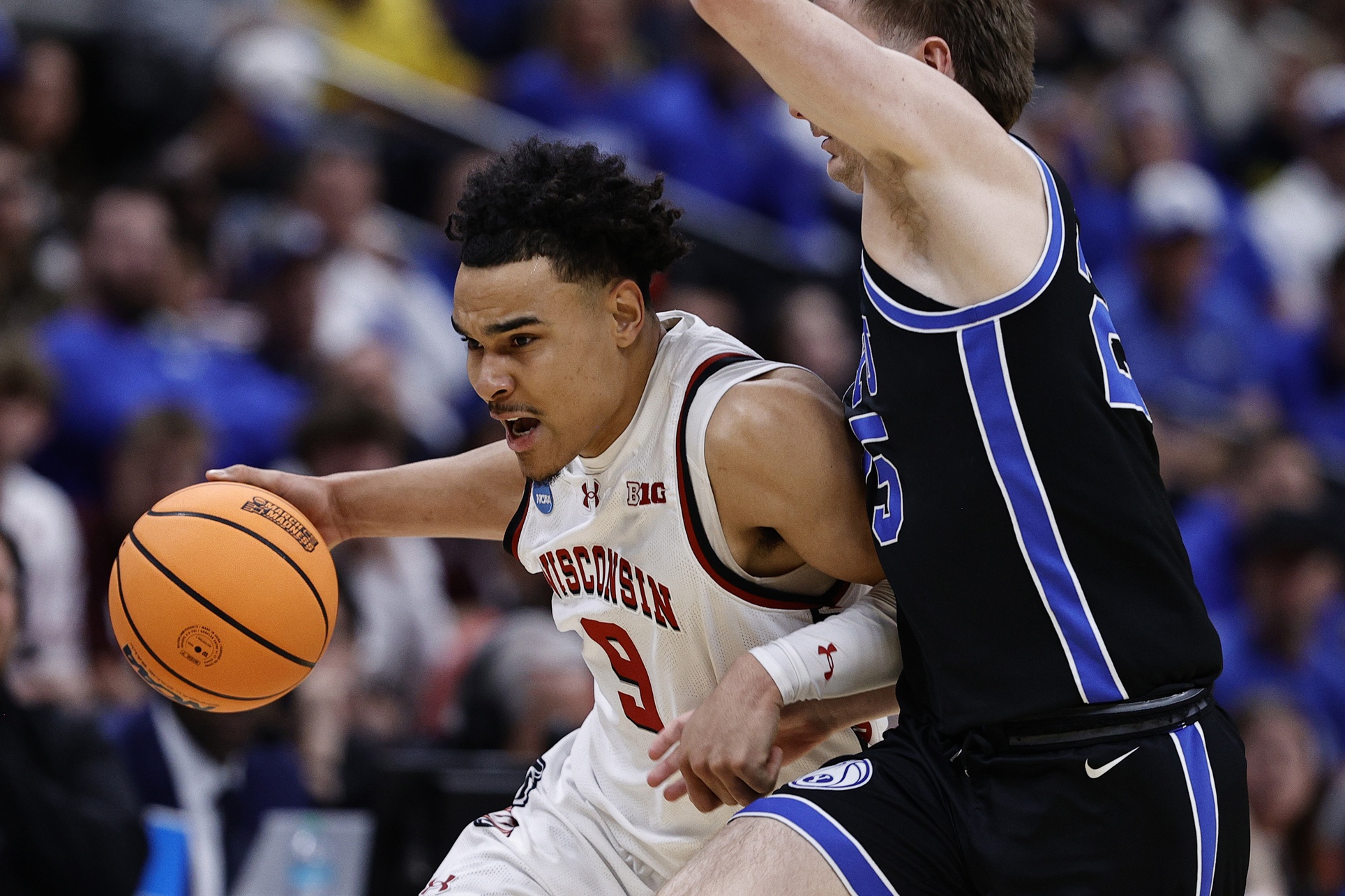 Iowa vs Wisconsin AI Prediction: Free CBB Betting Insights for Jan 01. Credit USA TODAY/IMAGN