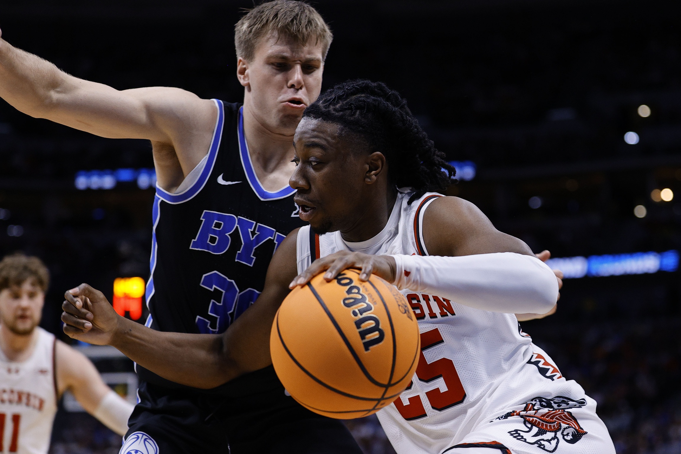  UCLA vs Wisconsin AI Prediction: Free CBB Betting Insights for Jan 01. Credit USA TODAY/IMAGN