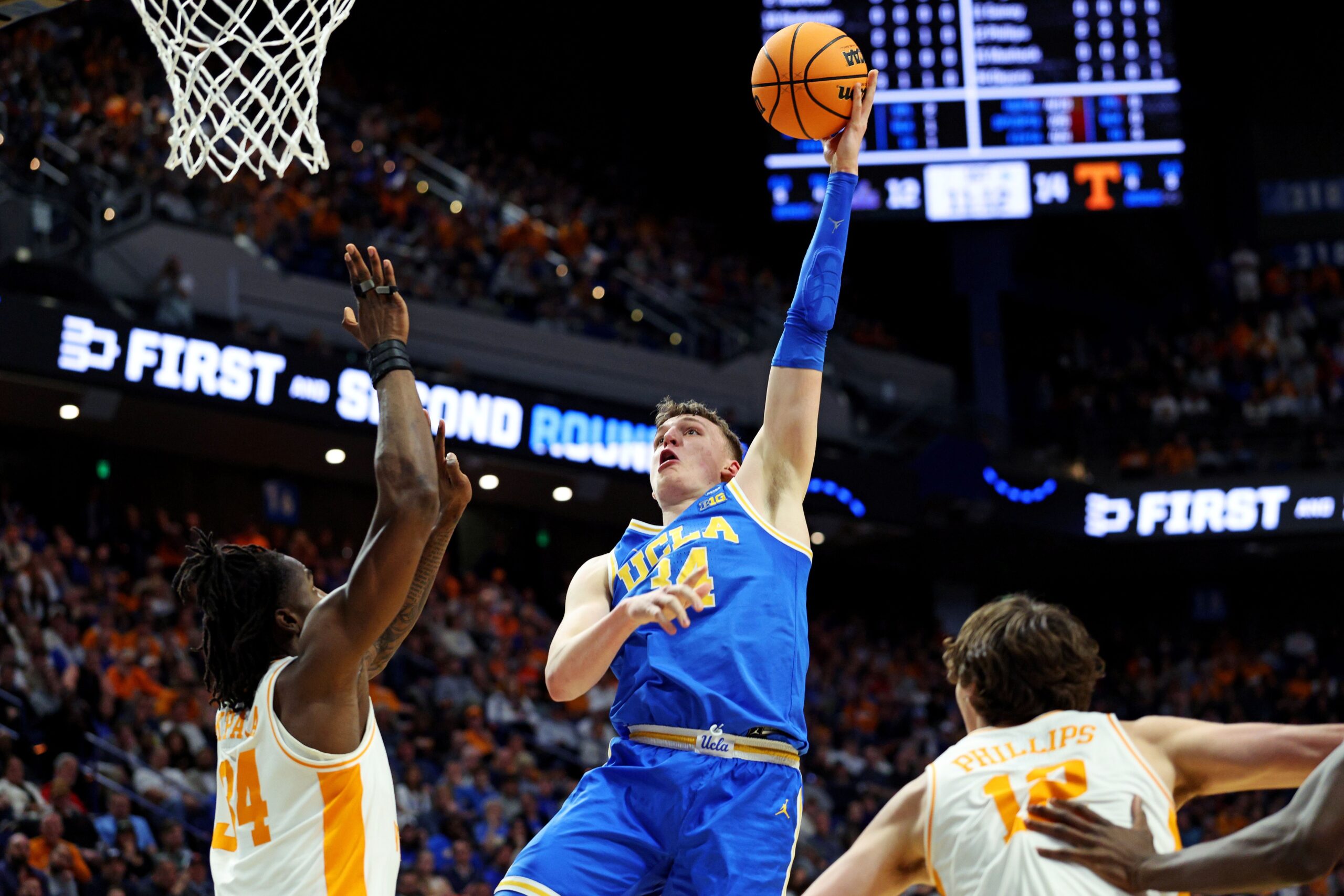  Rutgers vs UCLA AI Prediction: Free CBB Betting Insights for Jan 01. Credit USA TODAY/IMAGN