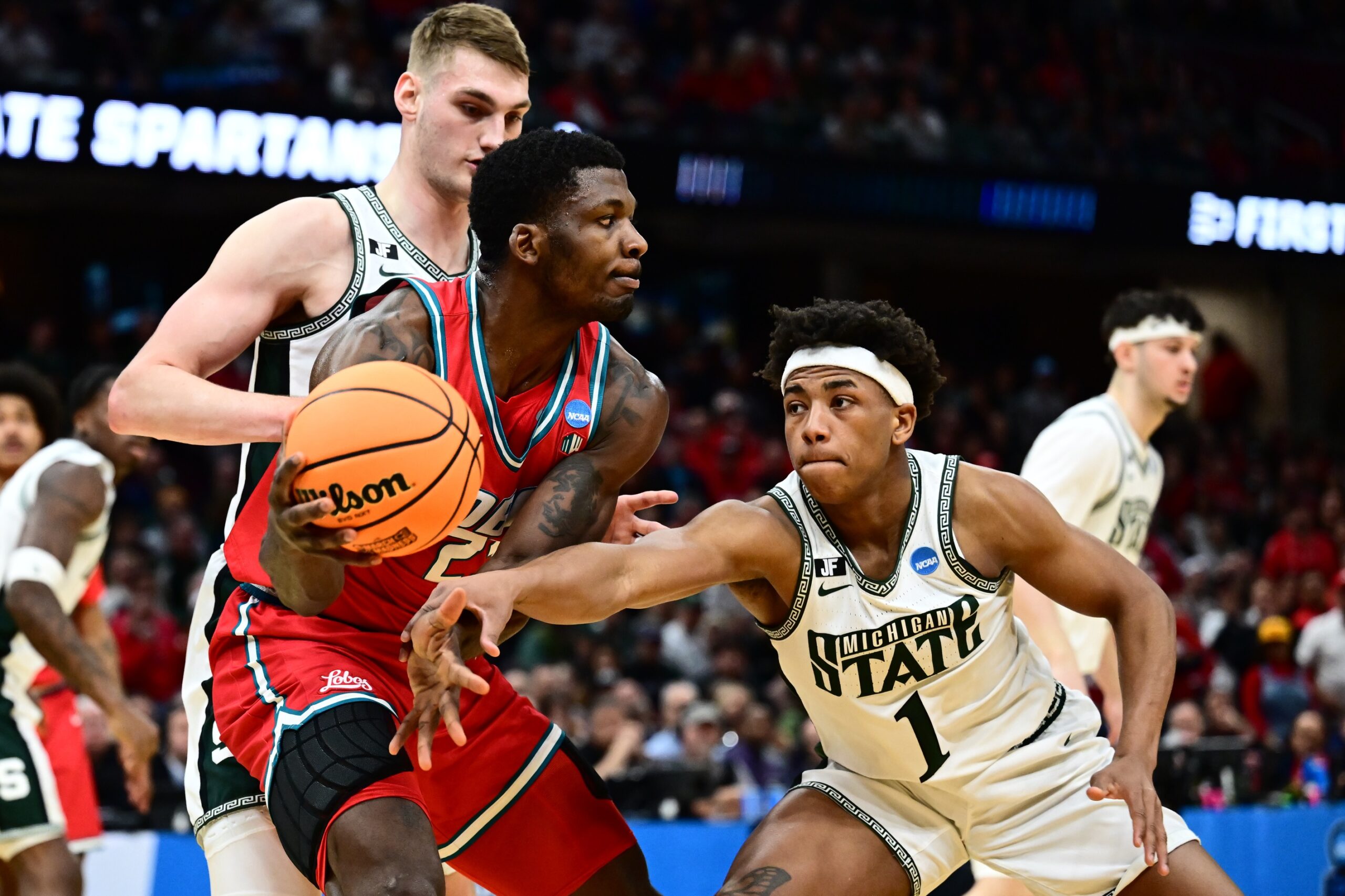  Wyoming vs New Mexico AI Prediction: Free CBB Betting Insights for Jan 01. Credit USA TODAY/IMAGN