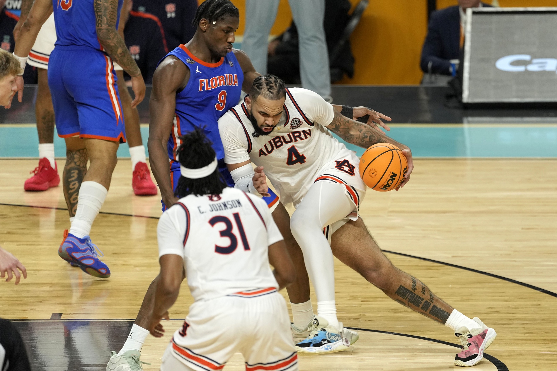  Kentucky vs Auburn AI Prediction: Free CBB Betting Insights for Feb 21. Credit USA TODAY/IMAGN