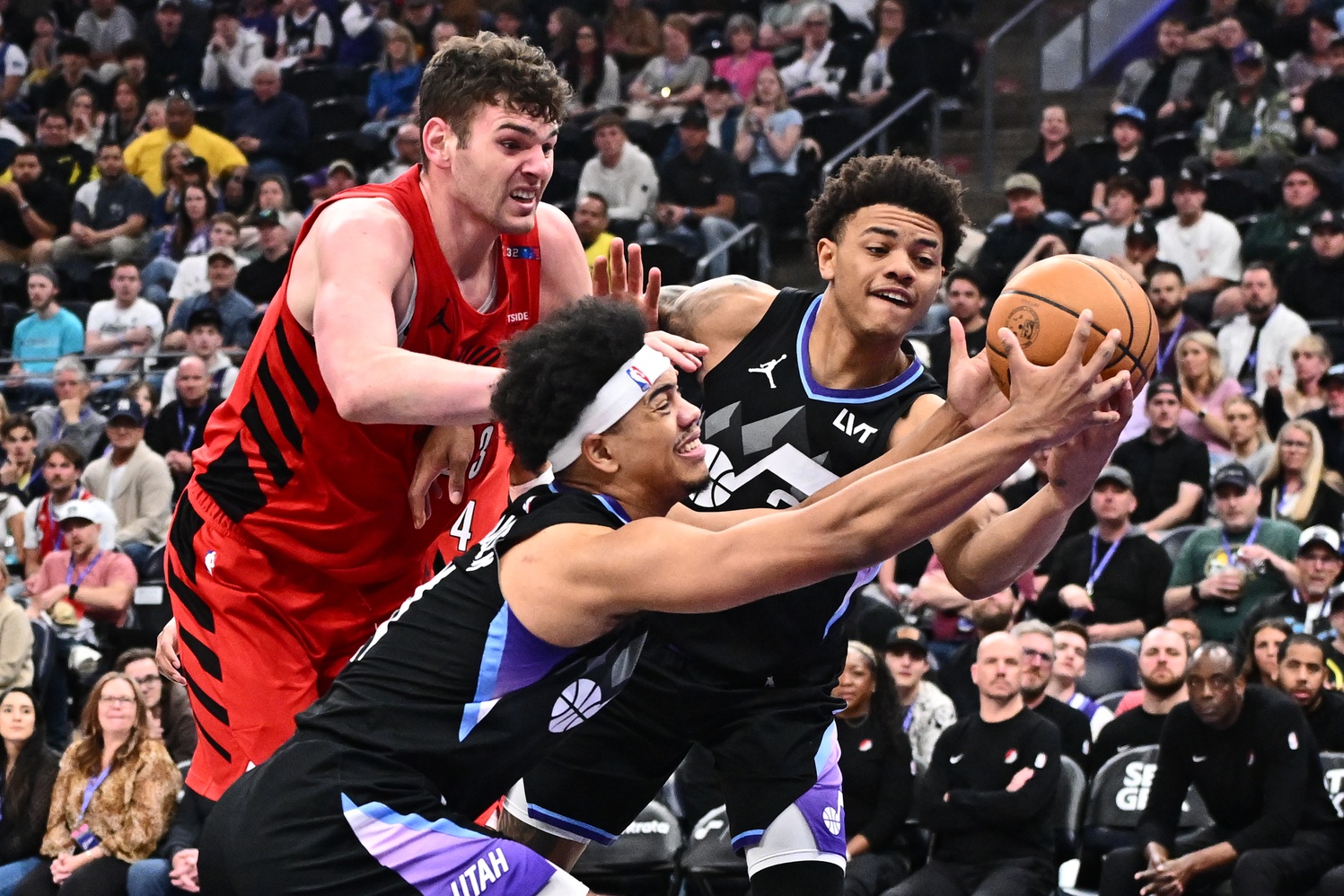  Oklahoma City vs Portland AI Prediction: Free NBA Betting Insights for Jan 01. Credit USA TODAY/IMAGN