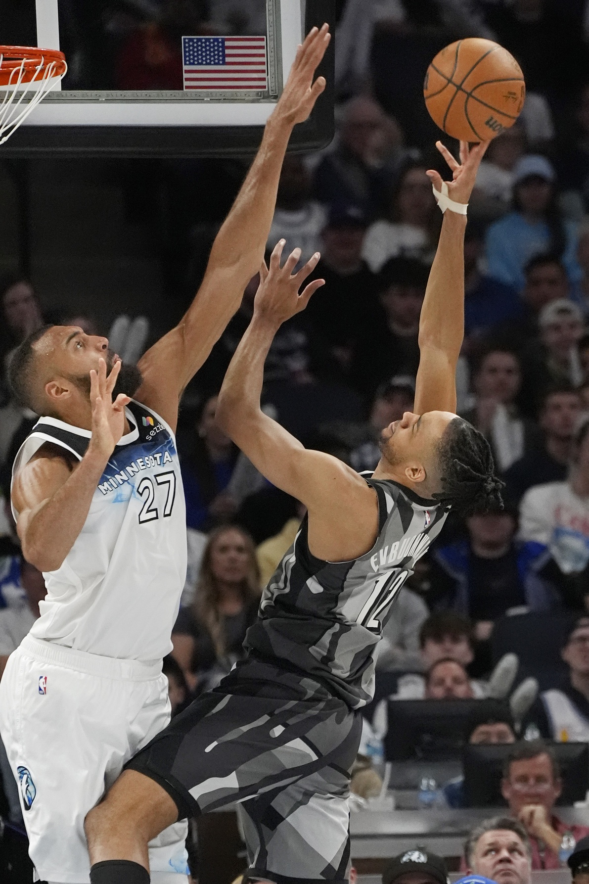  Philadelphia vs Brooklyn AI Prediction: Free NBA Betting Insights for Jan 02. Credit USA TODAY/IMAGN