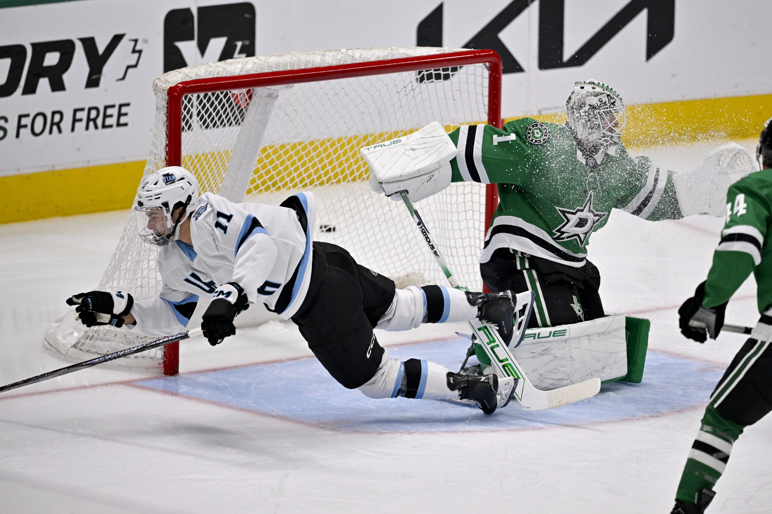  Vegas vs Utah AI Prediction: Free NHL Betting Insights for Nov 20. Credit USA TODAY/IMAGN