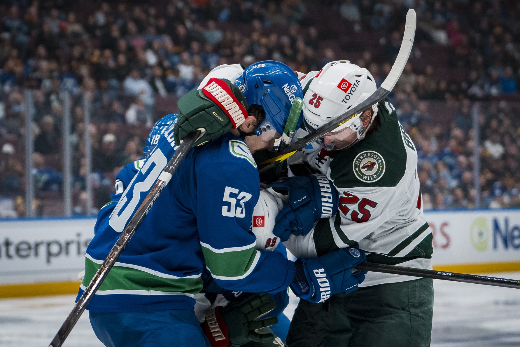  Calgary vs Vancouver AI Prediction: Free NHL Betting Insights for Oct 09. Credit USA TODAY/IMAGN