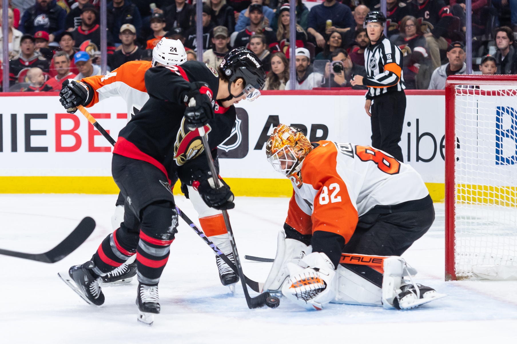  Philadelphia vs Montreal AI Prediction: Free NHL Betting Insights for Dec 16. Credit USA TODAY/IMAGN