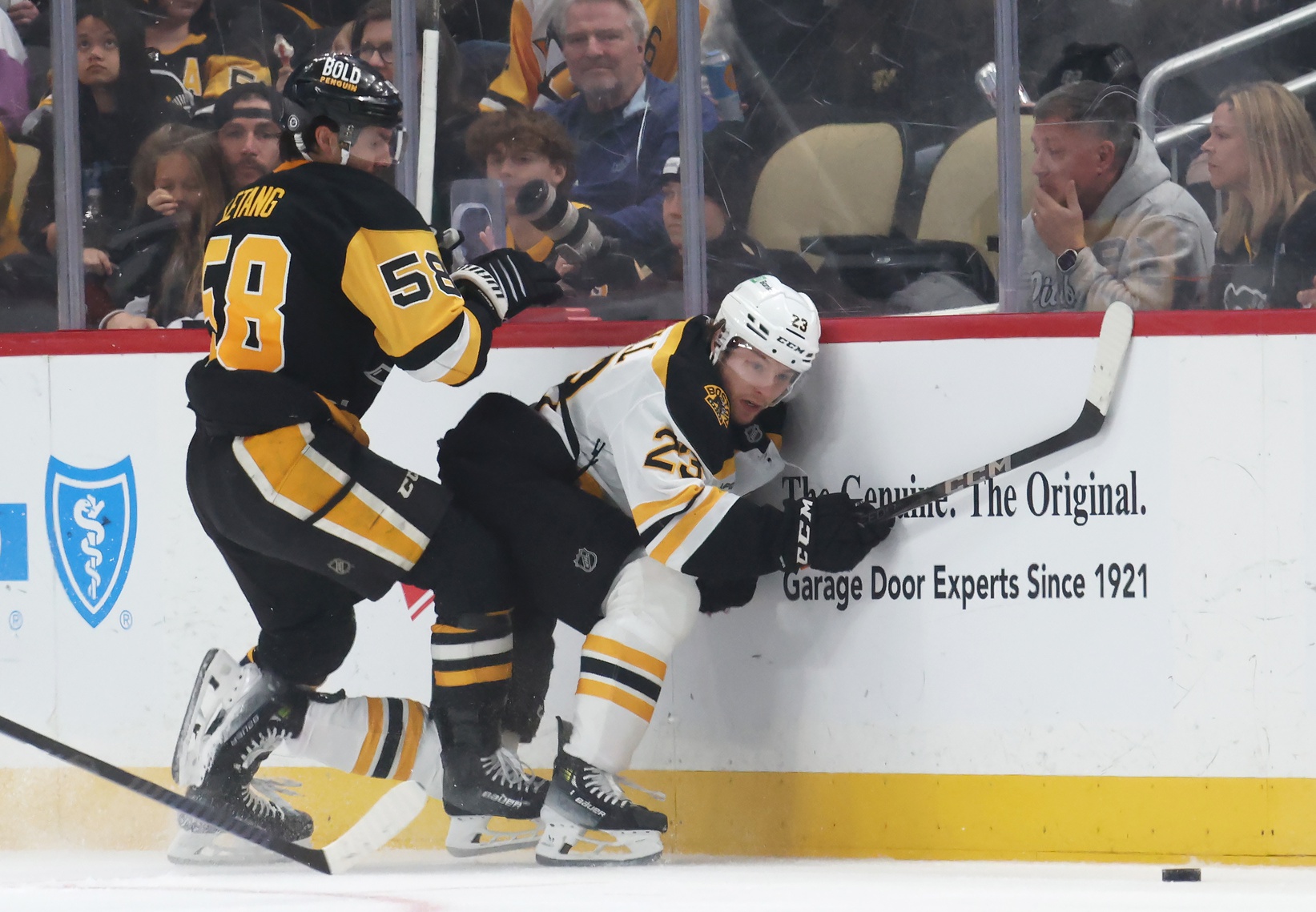  Columbus vs Pittsburgh AI Prediction: Free NHL Betting Insights for Oct 25. Credit USA TODAY/IMAGN