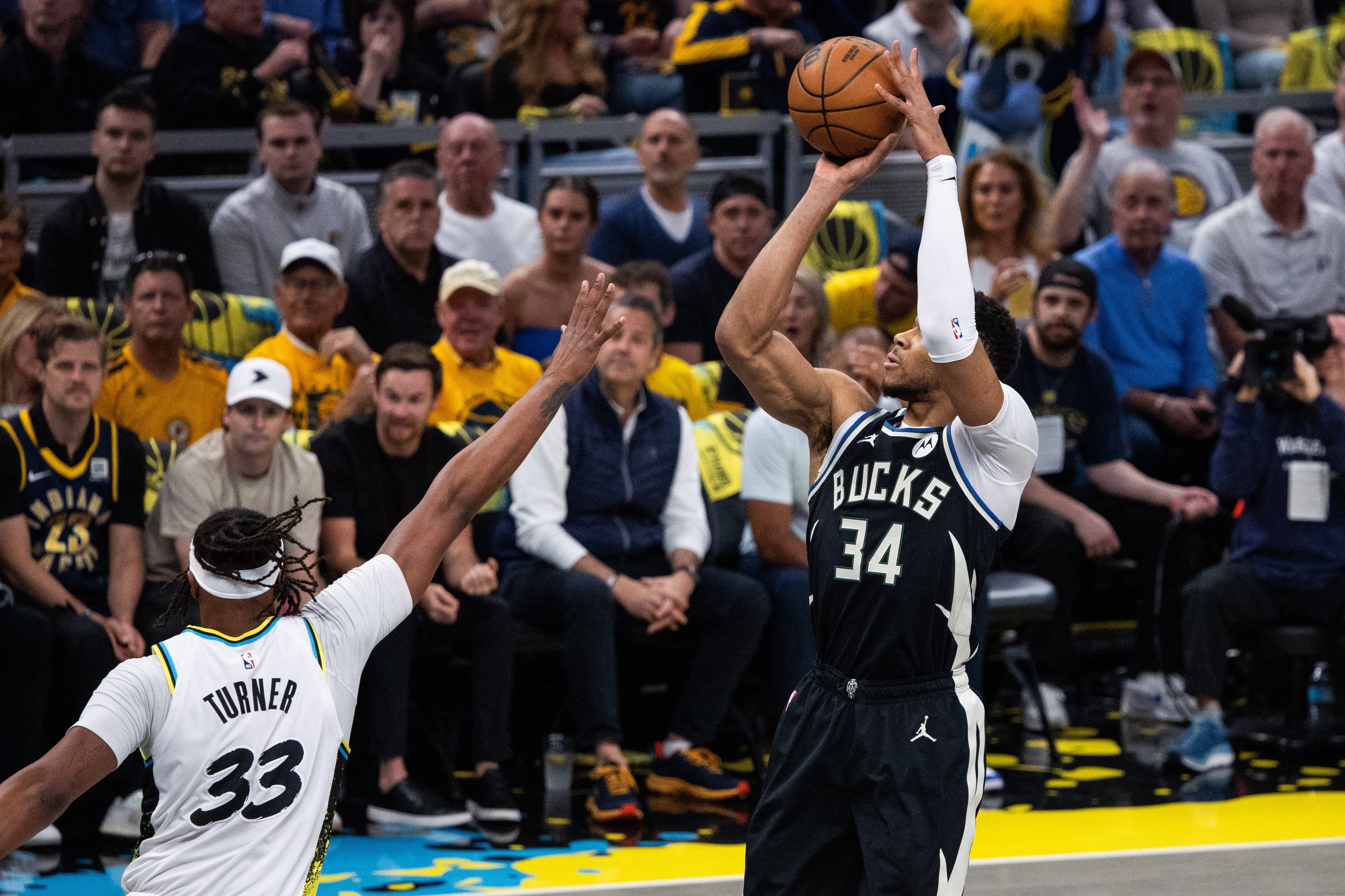 Chicago vs Milwaukee AI Prediction: Free NBA Betting Insights for Jan 02. Credit USA TODAY/IMAGN