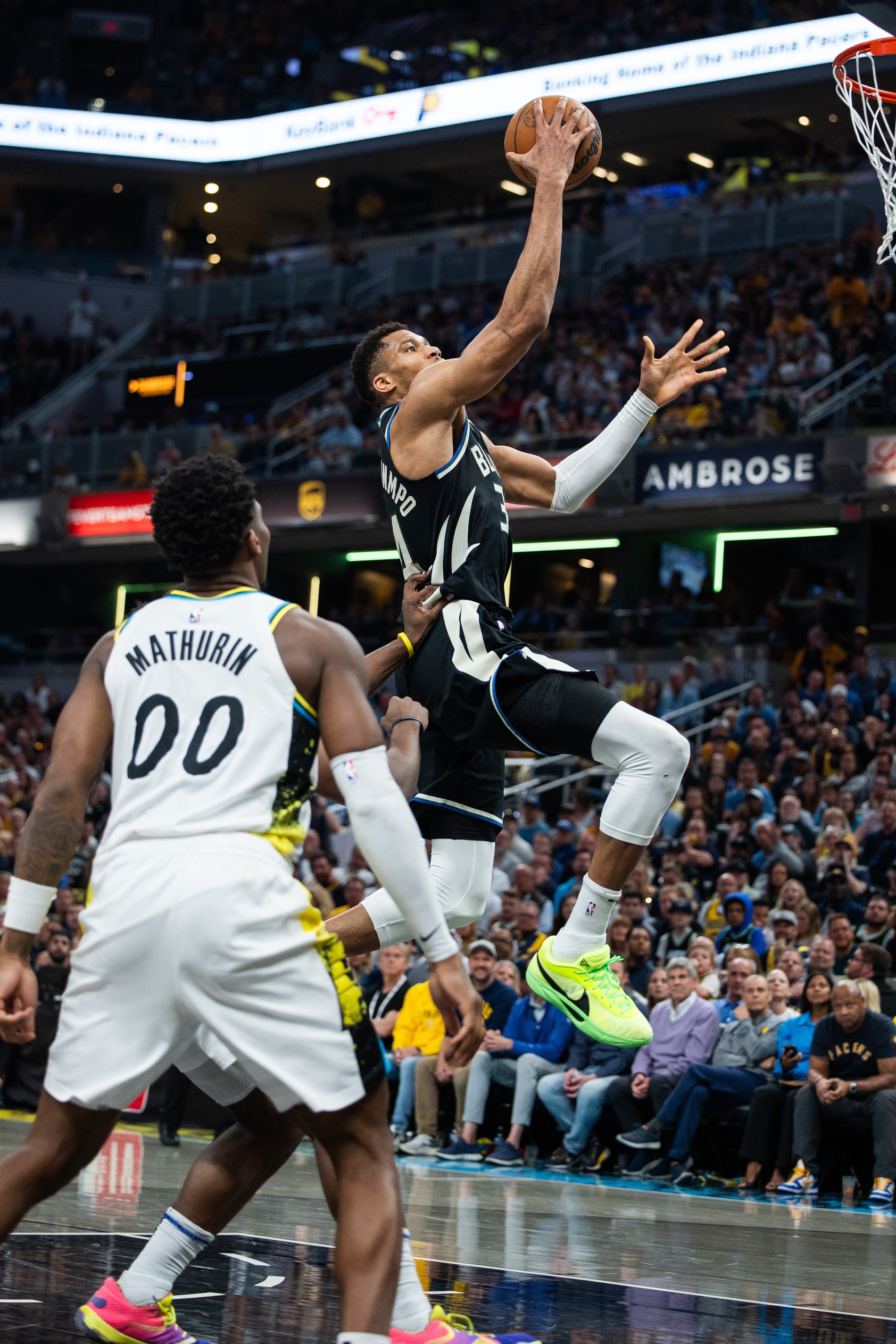  Charlotte vs Milwaukee AI Prediction: Free NBA Betting Insights for Jan 01. Credit USA TODAY/IMAGN