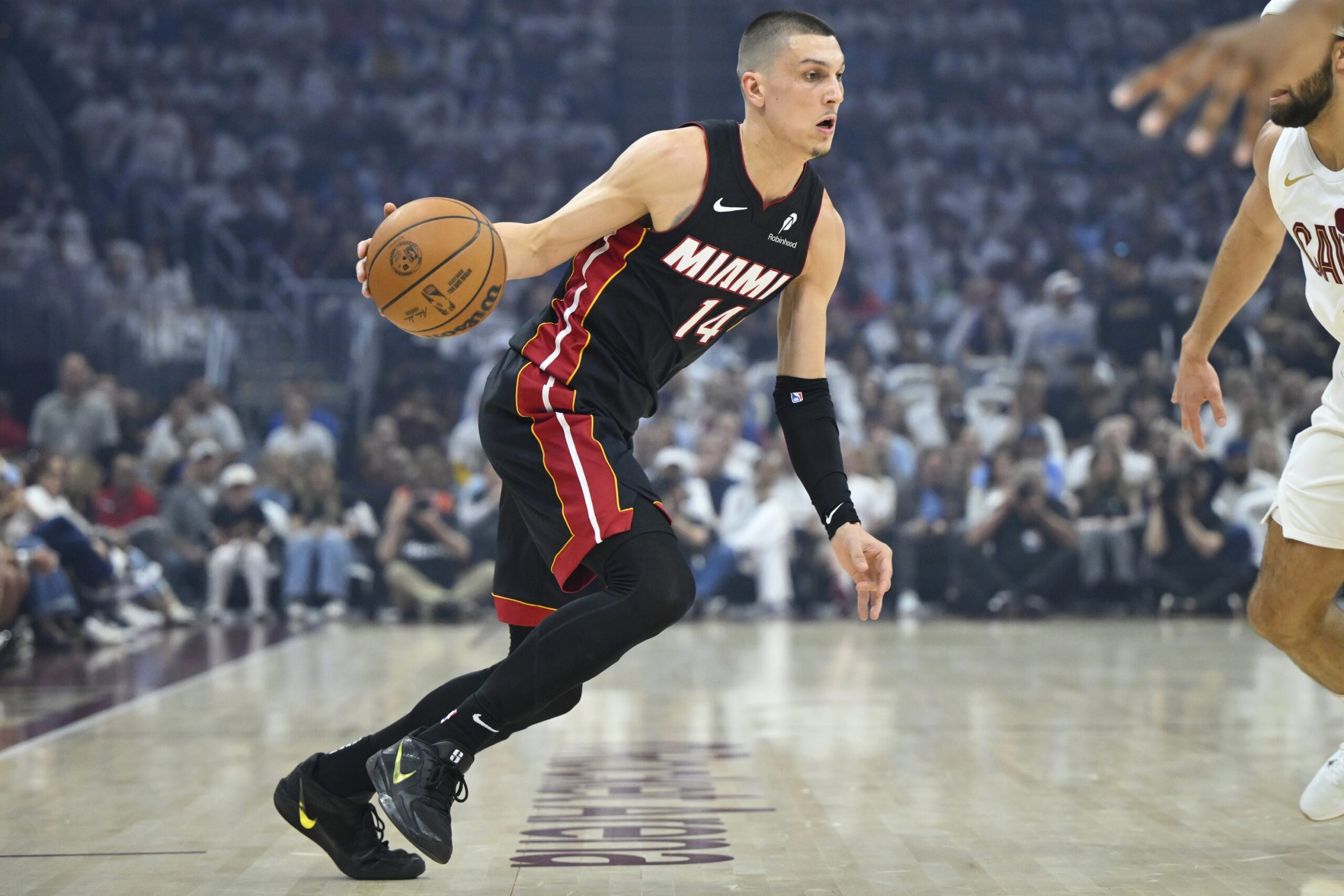  New Orleans vs Miami AI Prediction: Free NBA Betting Insights for Jan 01. Credit USA TODAY/IMAGN