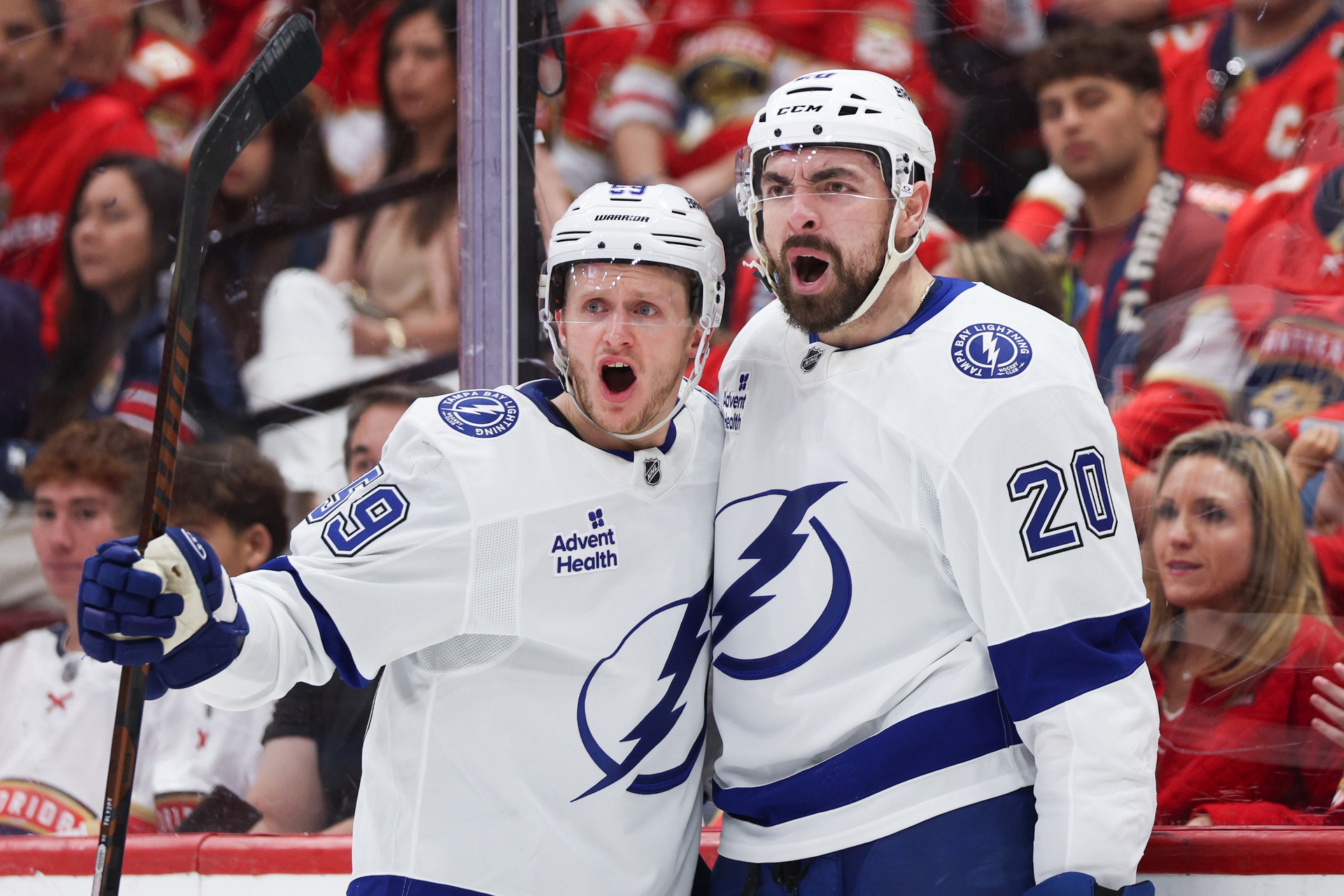  Tampa Bay vs Toronto AI Prediction: Free NHL Betting Insights for Dec 08. Credit USA TODAY/IMAGN