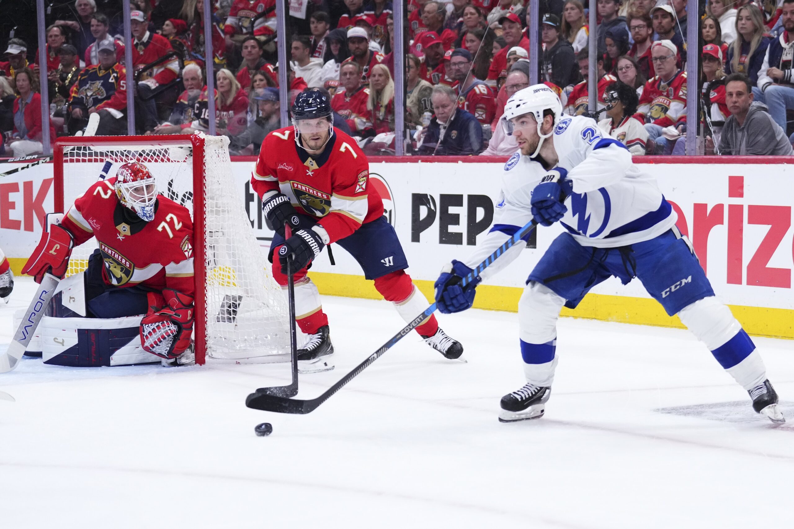  Tampa Bay vs Boston AI Prediction: Free NHL Betting Insights for Apr 11. Credit USA TODAY/IMAGN