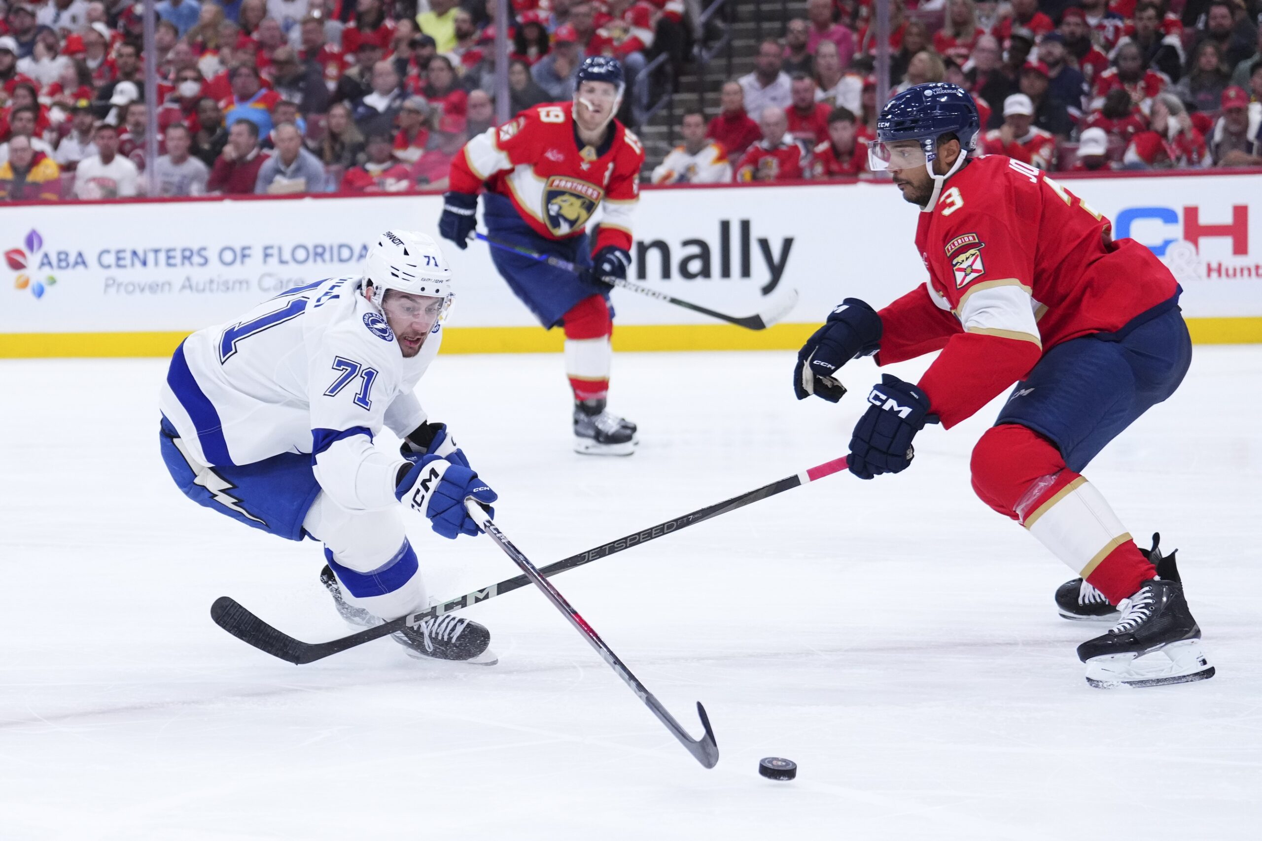 Pittsburgh vs Tampa Bay AI Prediction: Free NHL Betting Insights for Dec 04. Credit USA TODAY/IMAGN