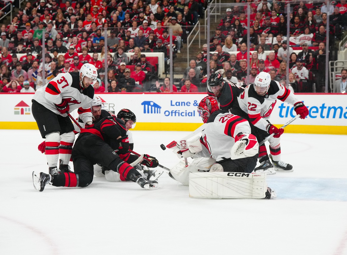  Edmonton vs New Jersey AI Prediction: Free NHL Betting Insights for Oct 18. Credit USA TODAY/IMAGN