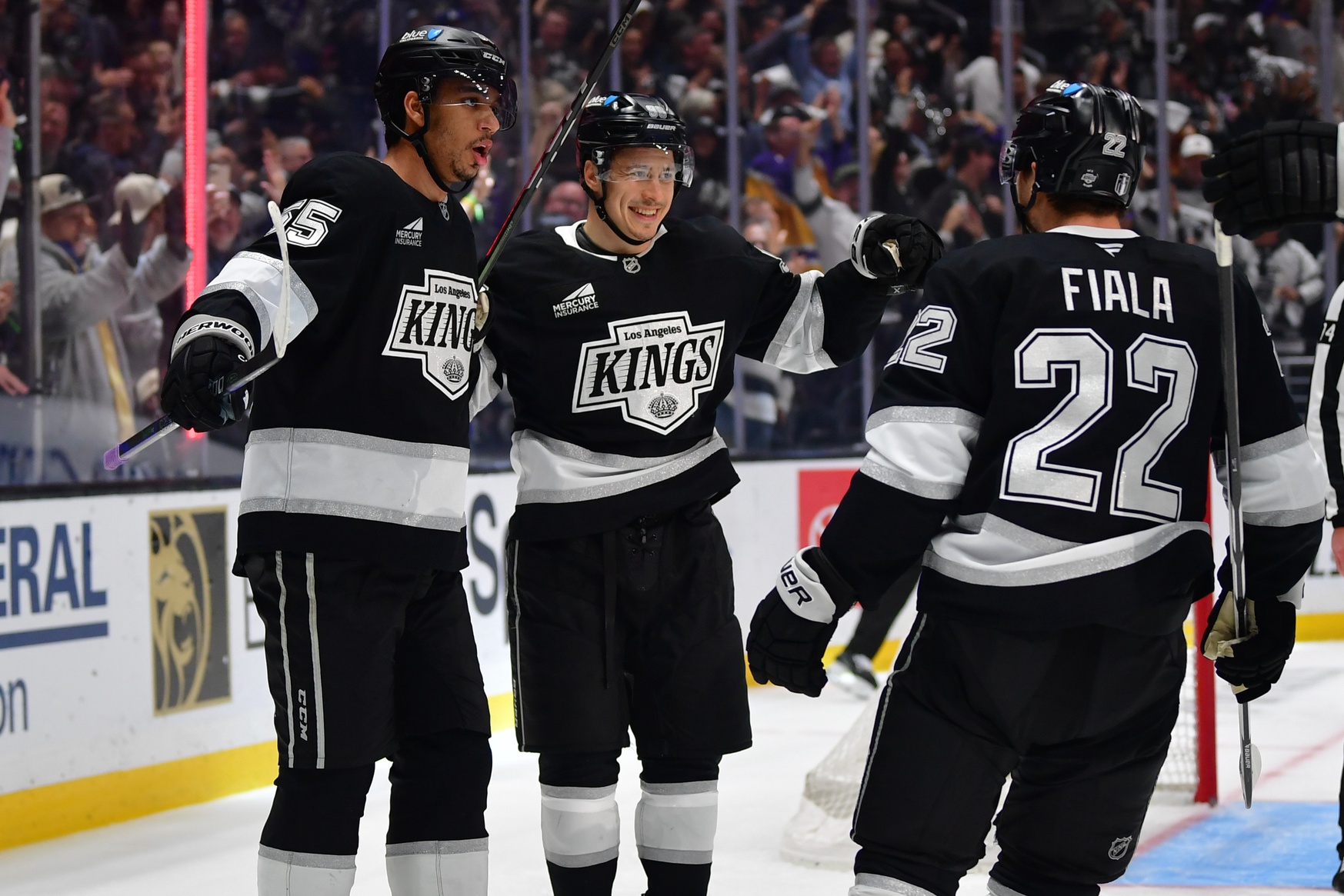  Colorado vs Los Angeles AI Prediction: Free NHL Betting Insights for Oct 07. Credit USA TODAY/IMAGN