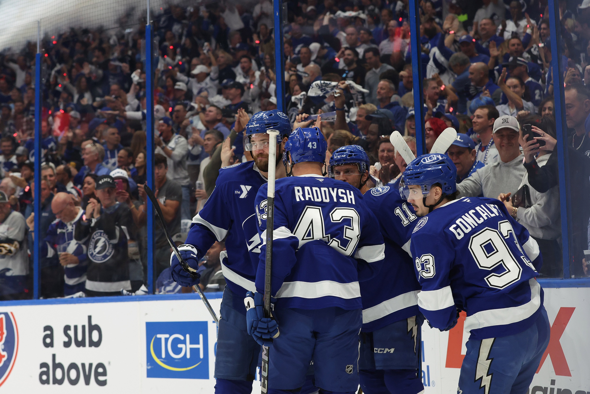  Vancouver vs Tampa Bay AI Prediction: Free NHL Betting Insights for Nov 16. Credit USA TODAY/IMAGN