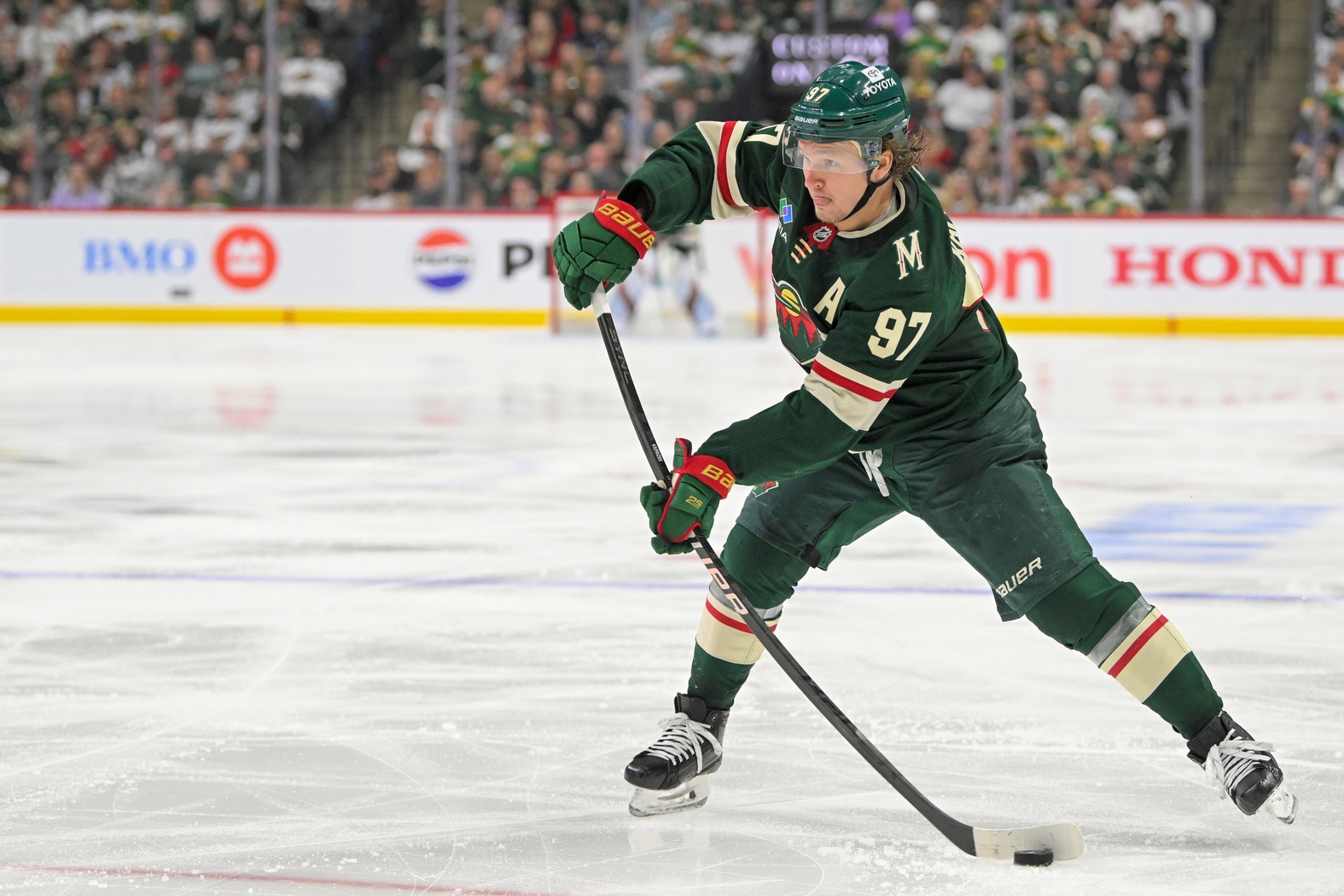  Utah vs Minnesota AI Prediction: Free NHL Betting Insights for Oct 25. Credit USA TODAY/IMAGN