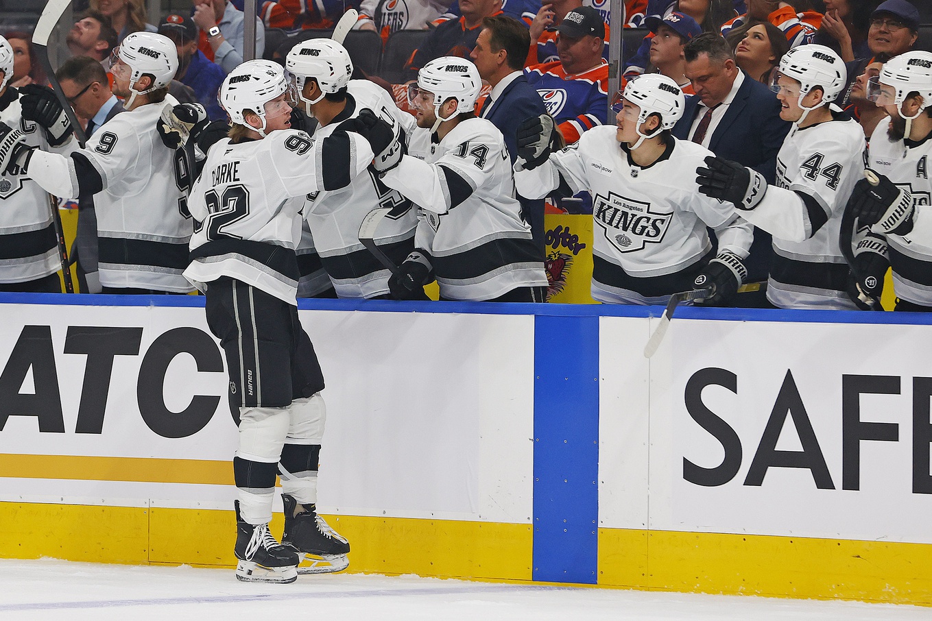  Los Angeles vs Anaheim AI Prediction: Free NHL Betting Insights for Nov 28. Credit USA TODAY/IMAGN