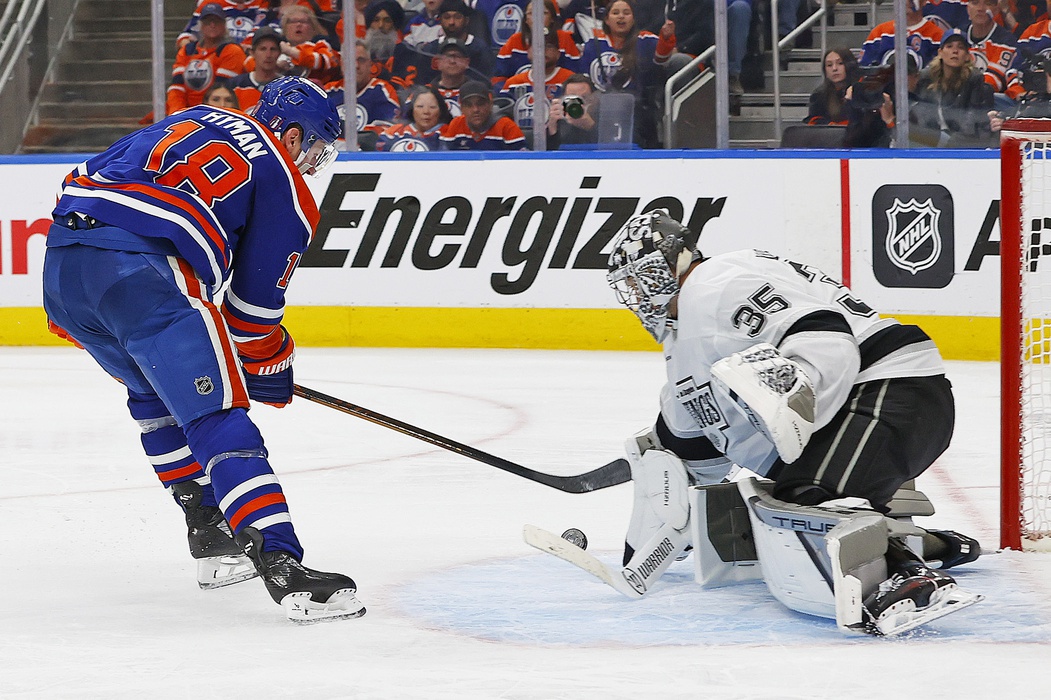 Chicago vs Los Angeles AI Prediction: Free NHL Betting Insights for Dec 04. Credit USA TODAY/IMAGN