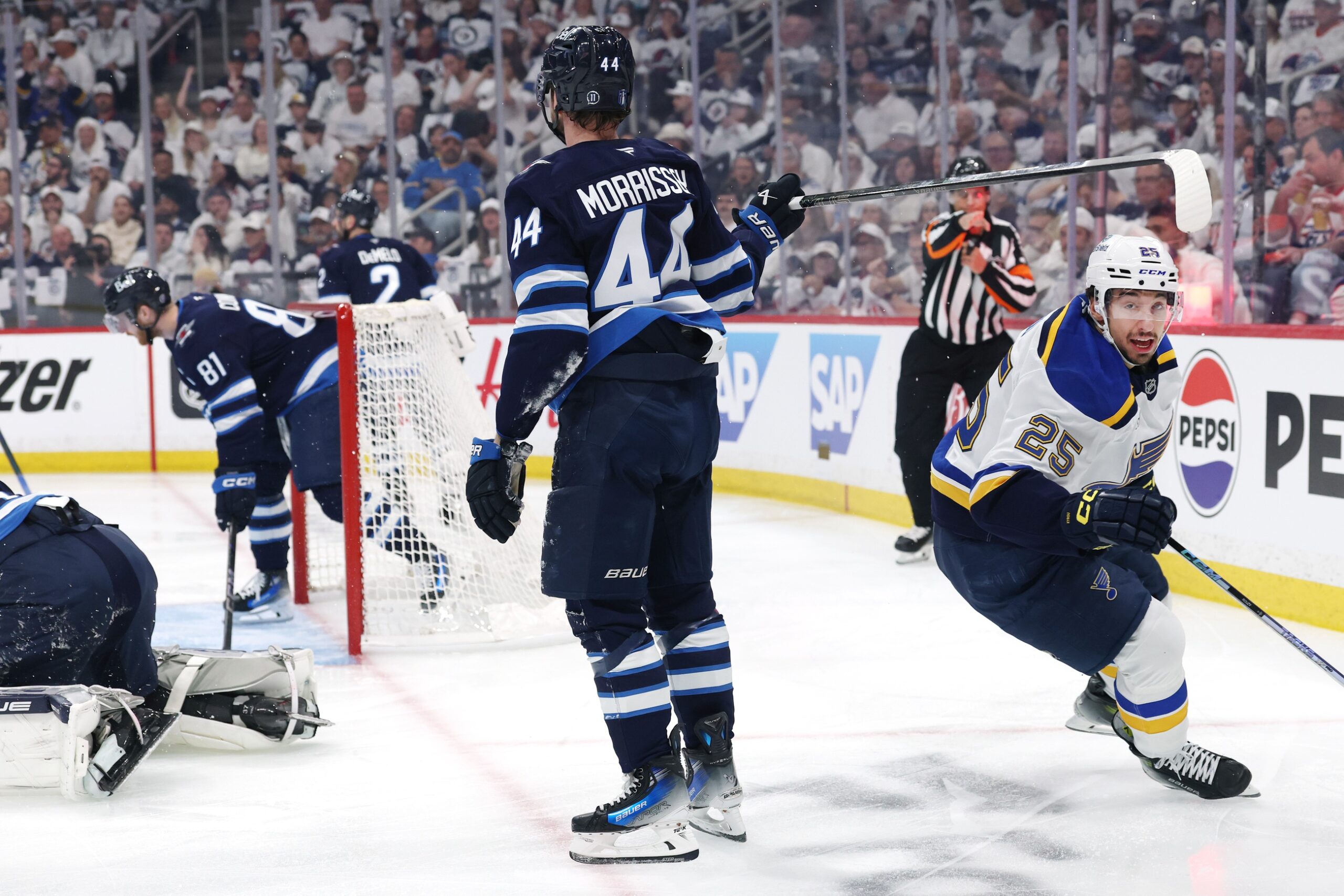  Pittsburgh vs St. Louis AI Prediction: Free NHL Betting Insights for Apr 14. Credit USA TODAY/IMAGN