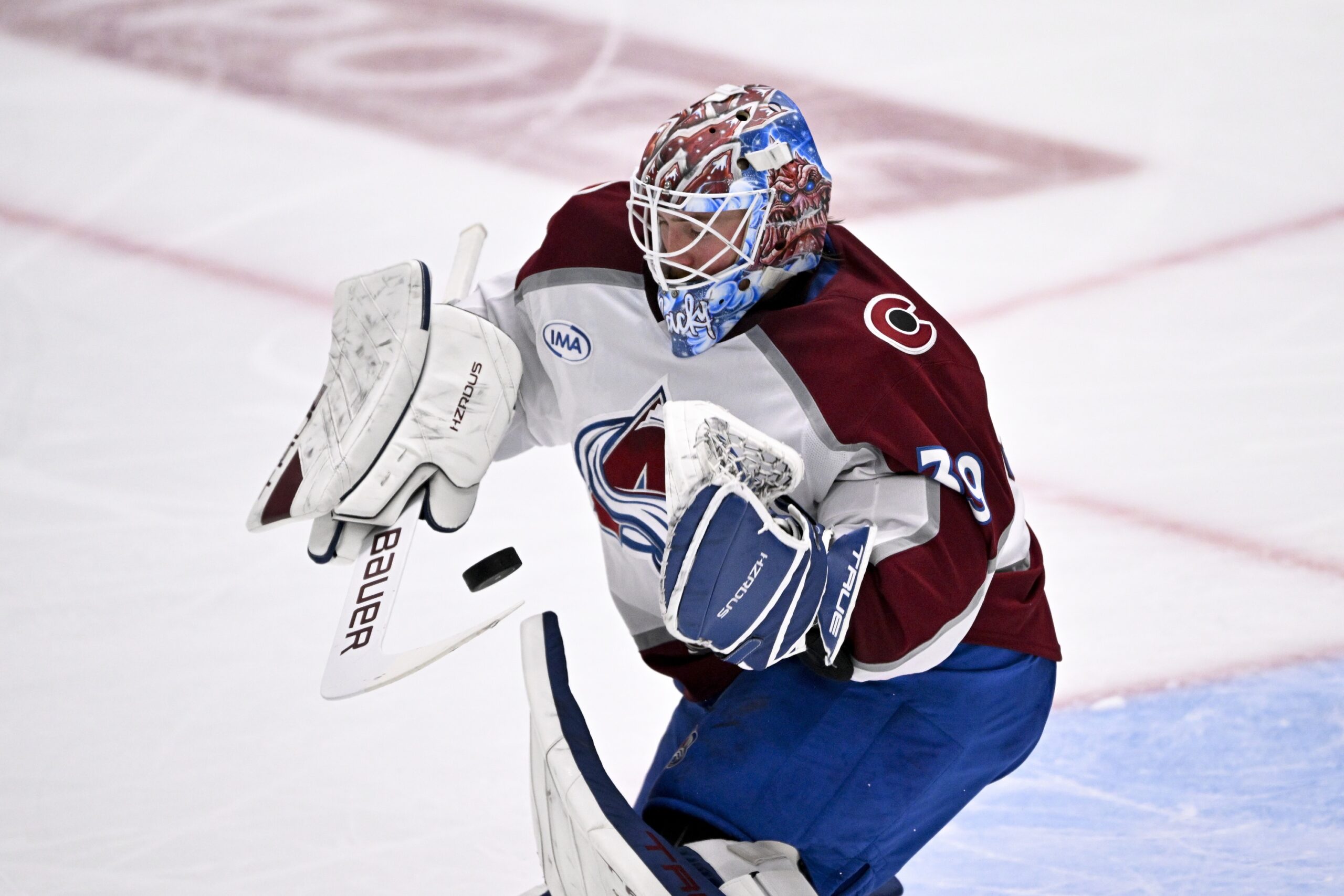  Minnesota vs Colorado AI Prediction: Free NHL Betting Insights for Feb 26. Credit USA TODAY/IMAGN