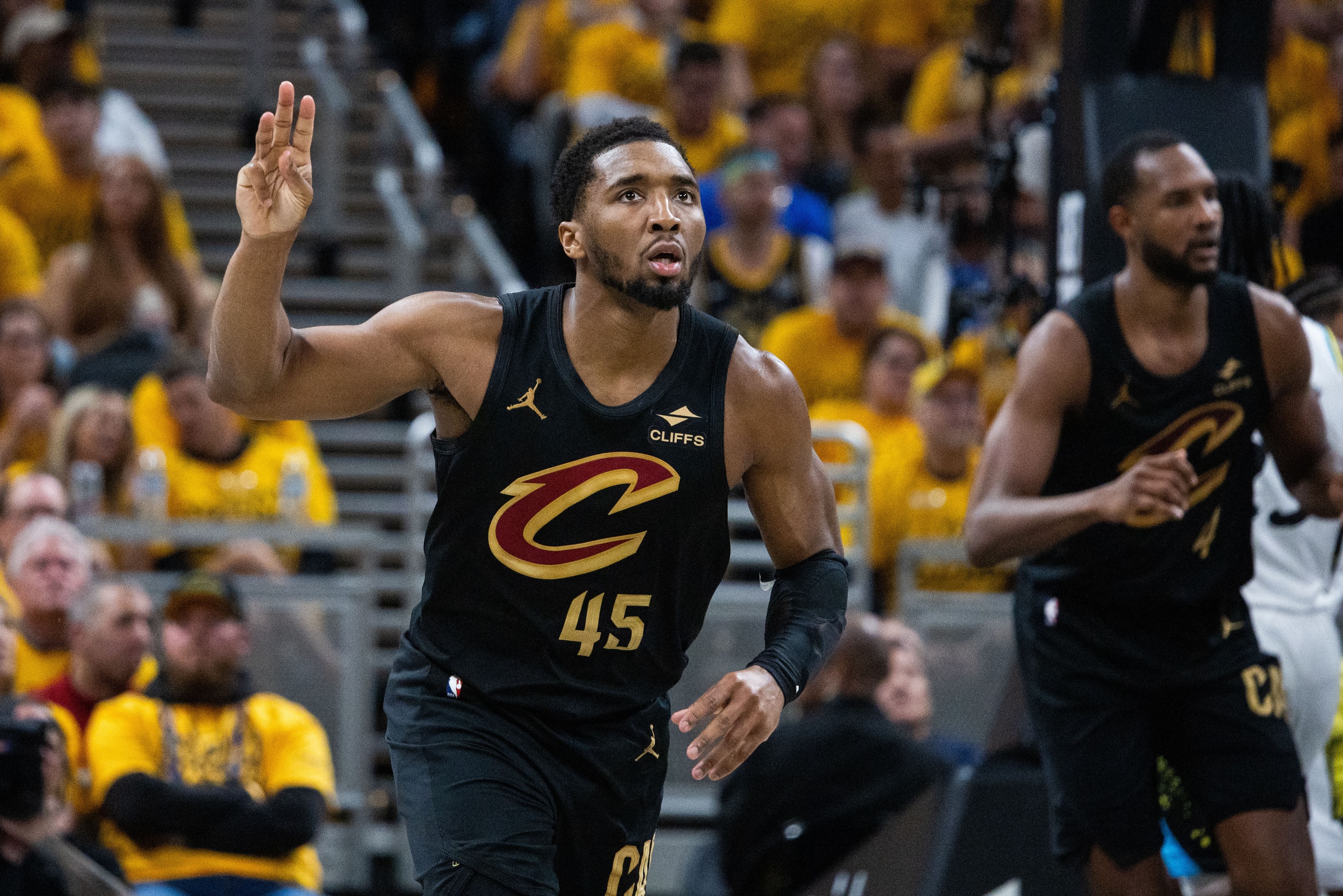  Cleveland vs Atlanta AI Prediction: Free NBA Betting Insights for Jan 01. Credit USA TODAY/IMAGN