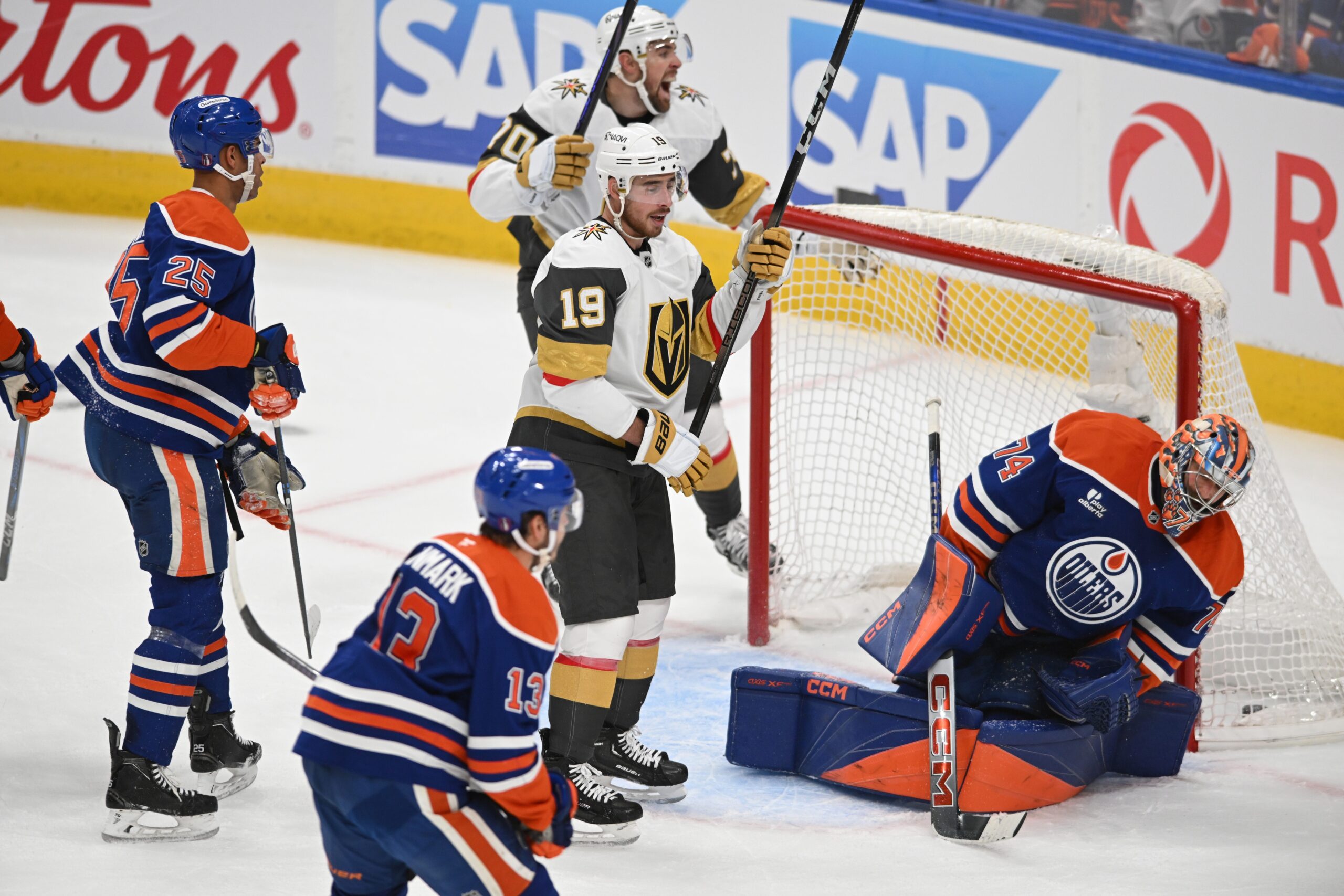  Washington vs Vegas AI Prediction: Free NHL Betting Insights for Mar 28. Credit USA TODAY/IMAGN
