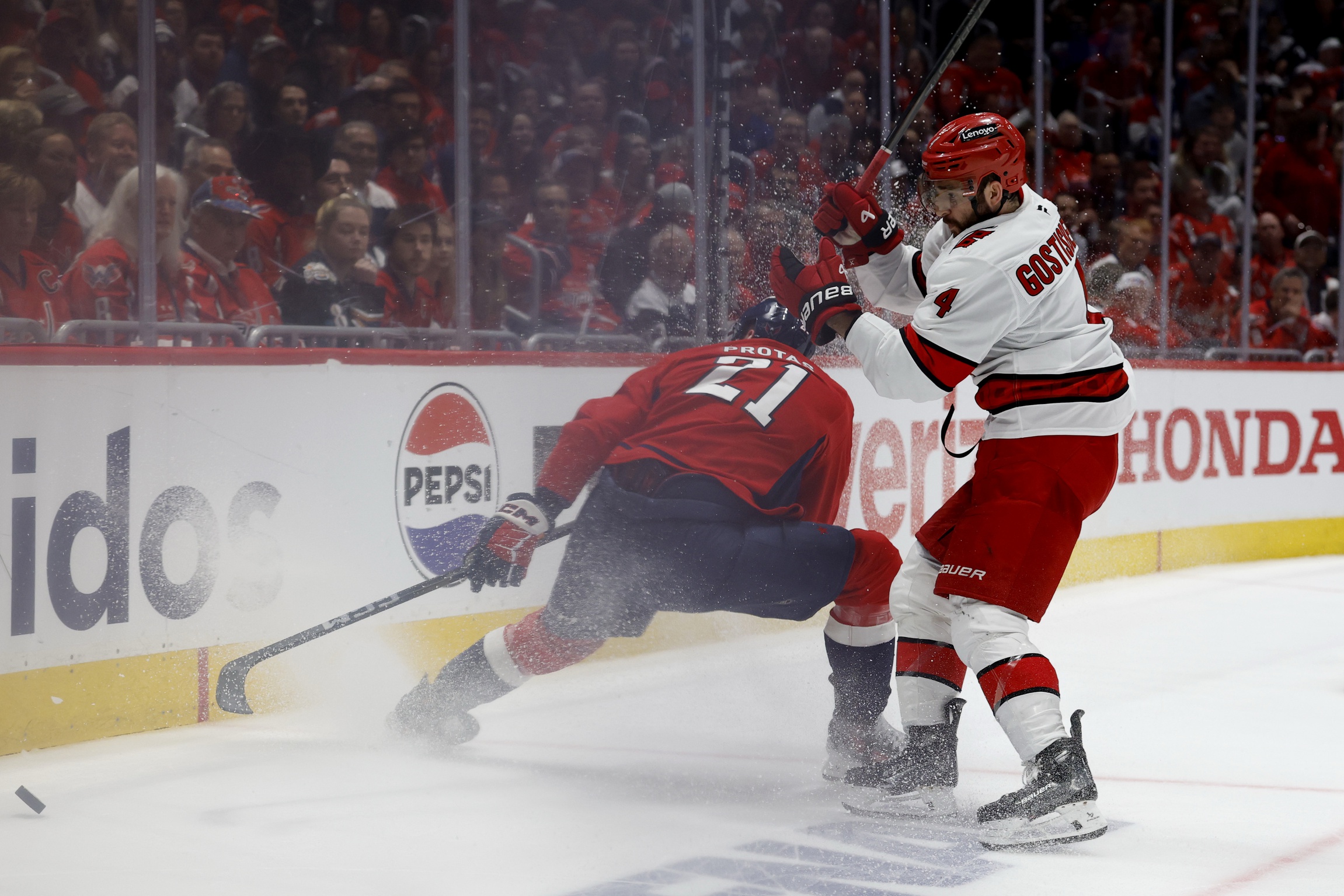 Toronto vs Washington AI Prediction: Free NHL Betting Insights for Nov 28. Credit USA TODAY/IMAGN