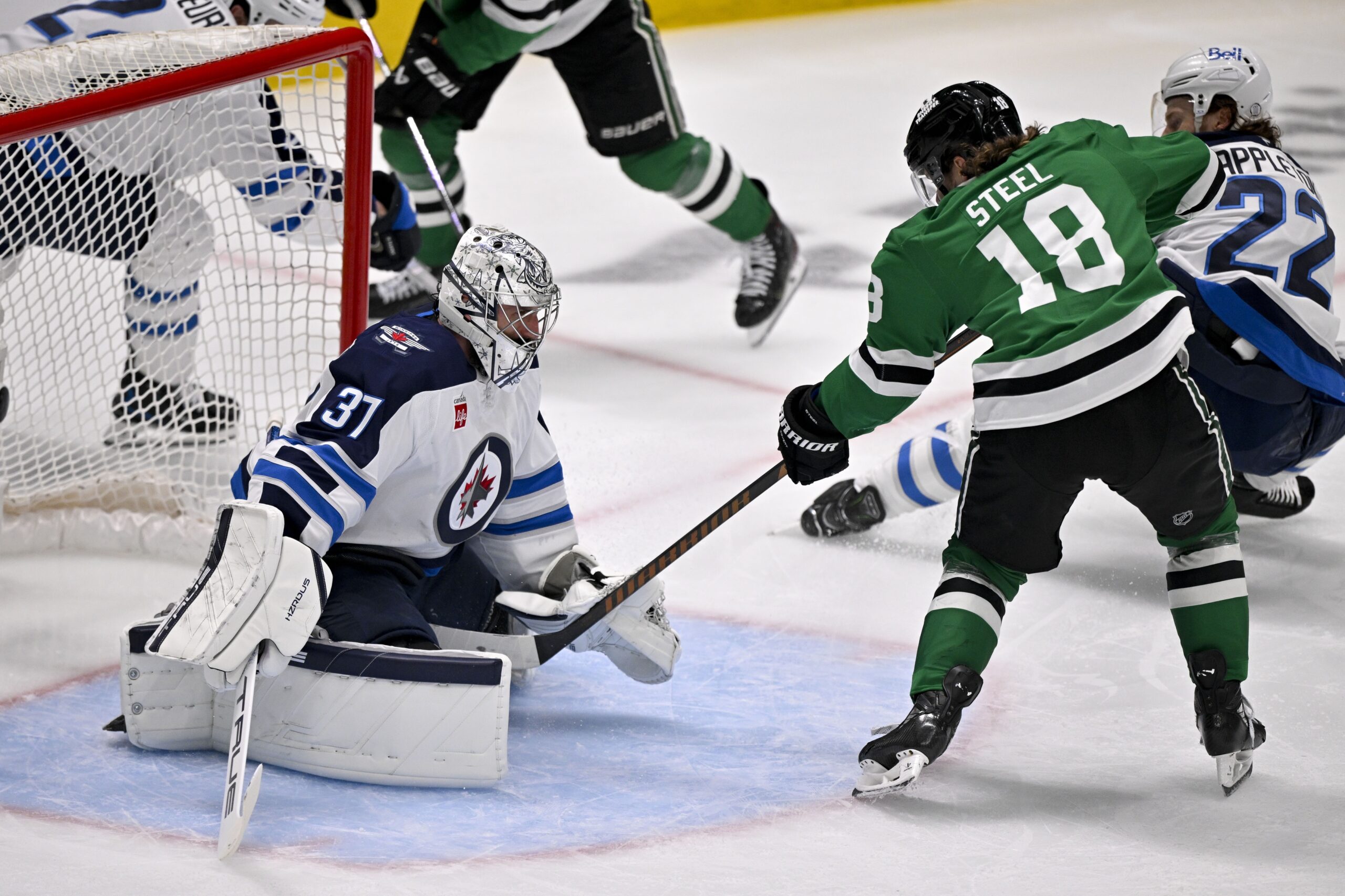  Calgary vs Winnipeg AI Prediction: Free NHL Betting Insights for Oct 24. Credit USA TODAY/IMAGN